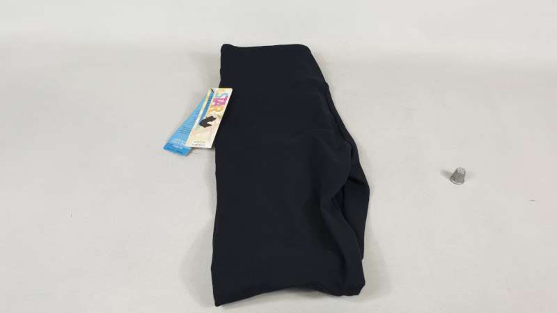 6 X PAIRS OF SPANX BLACK COLOURED LEGGINGS SIZE SMALL RRP OF EACH PAIR $82.00