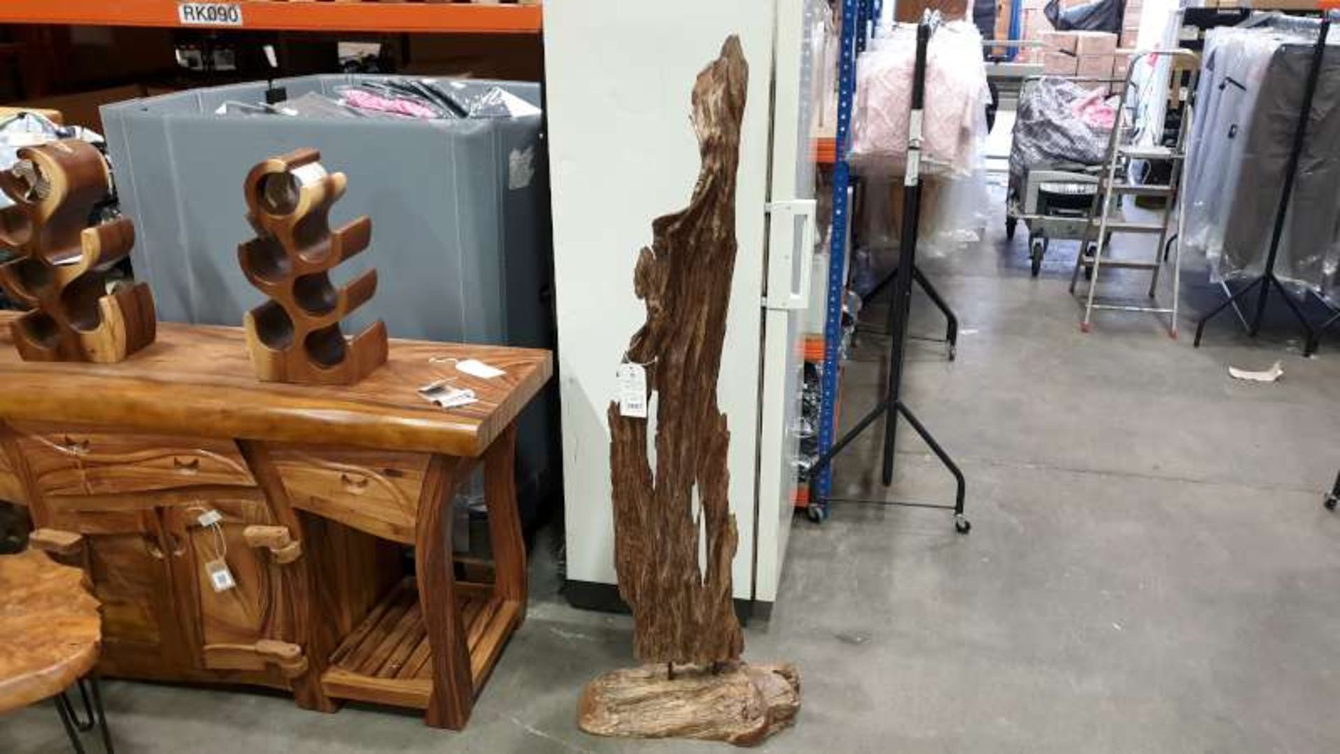 BRAND NEW SOLID TEAK ROOT WOODEN SCULPTURE 30 X 30 X120CM APPROX RRP £250