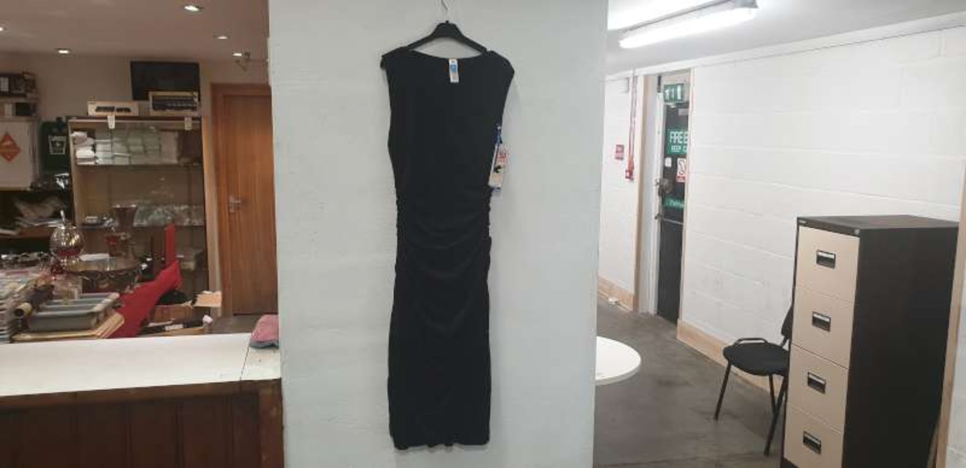8 X BRAND NEW SPANX BOLD BLACK DRAPED DRESSES SIZE LARGE