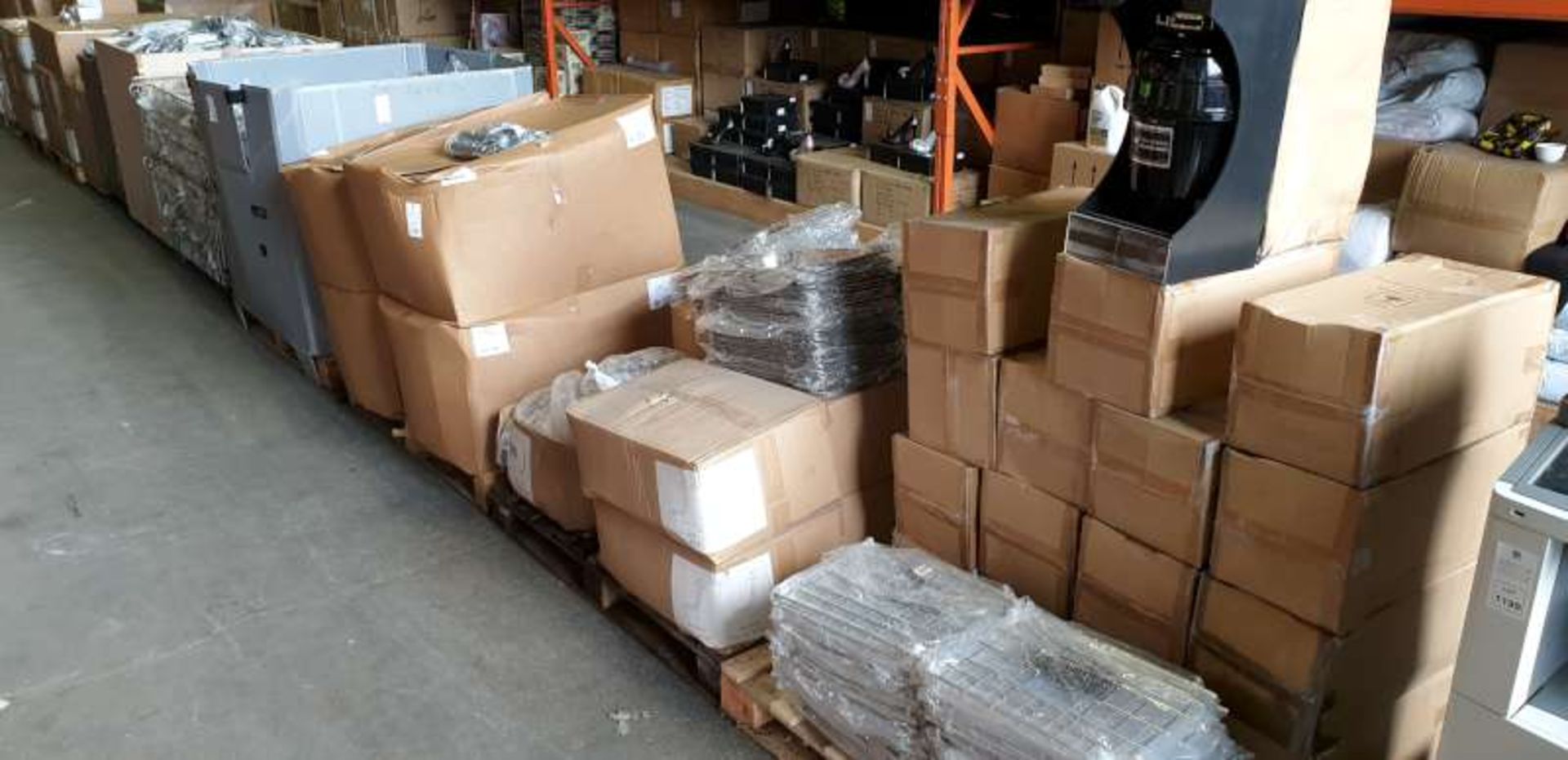 3 X PALLETS CONTAINING A LARGE QTY OF WASTE PIPES, METAL DRAINERS, FOOD PREPERATION TRAYS