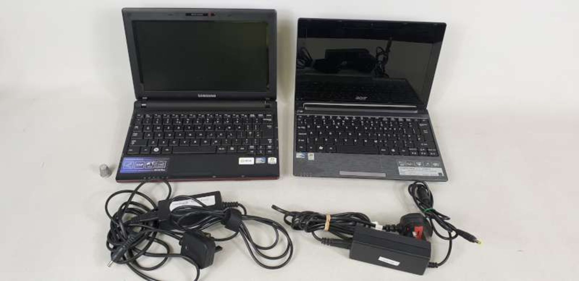 ACER AND SAMSUNG NETBOOKS WITH CHARGERS