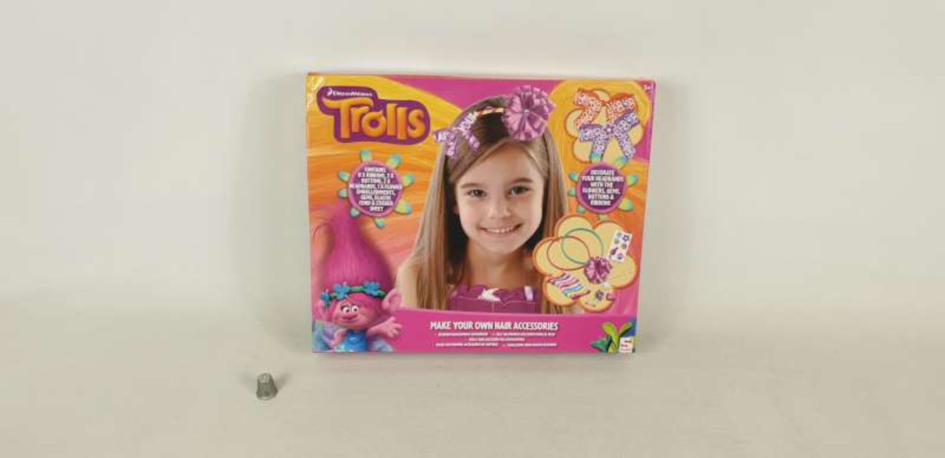 40 X BRAND NEW DREAMWORKS TROLLS MAKE YOUR OWN HAIR ACCESSORIES IN 5 BOXES