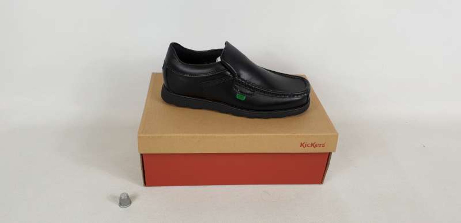 10 X BRAND NEW BOXED CHILDRENS KICKERS FRAGMA LACE 2 BLACK COLOURED SHOES SIZE 6