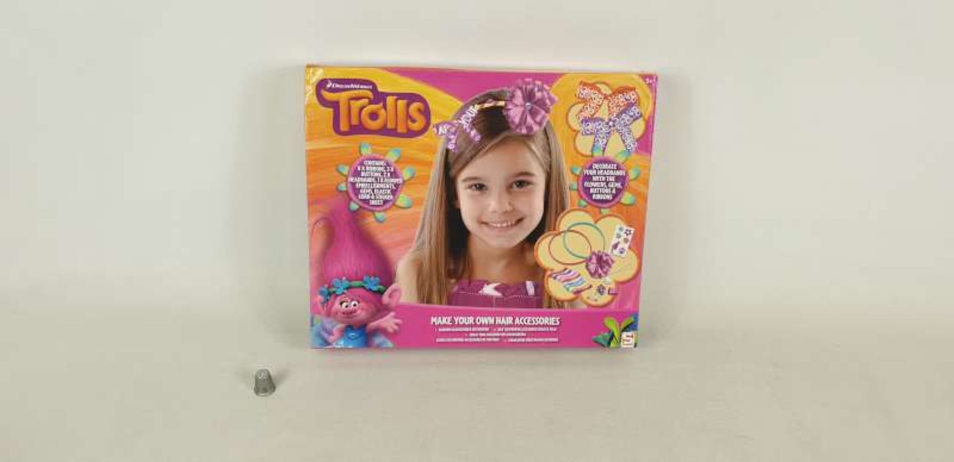 40 X BRAND NEW DREAMWORKS TROLLS MAKE YOUR OWN HAIR ACCESSORIES IN 5 BOXES