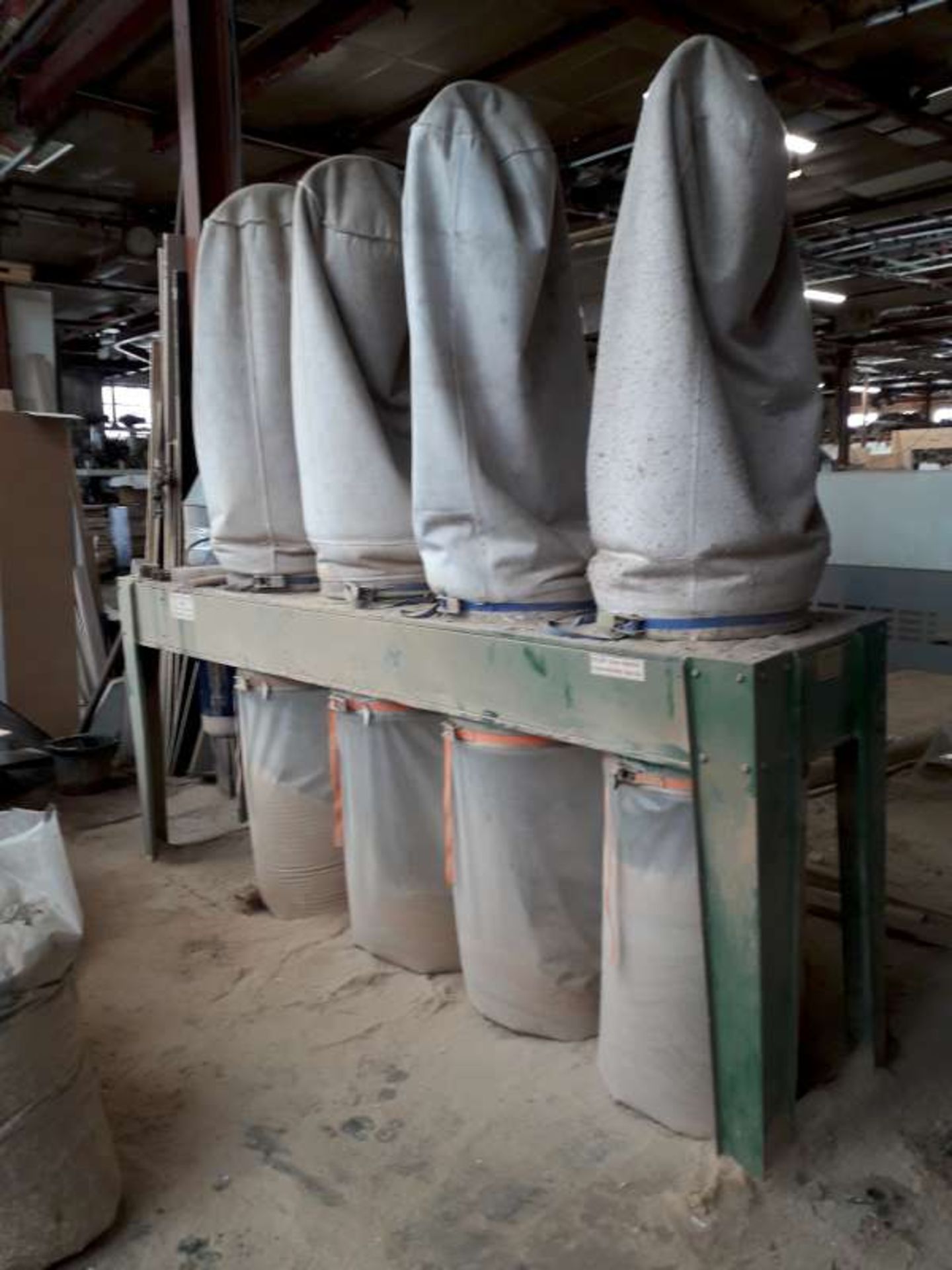 CROMPTON SERIES 3000, FOUR BAG DUST EXTRACTOR.