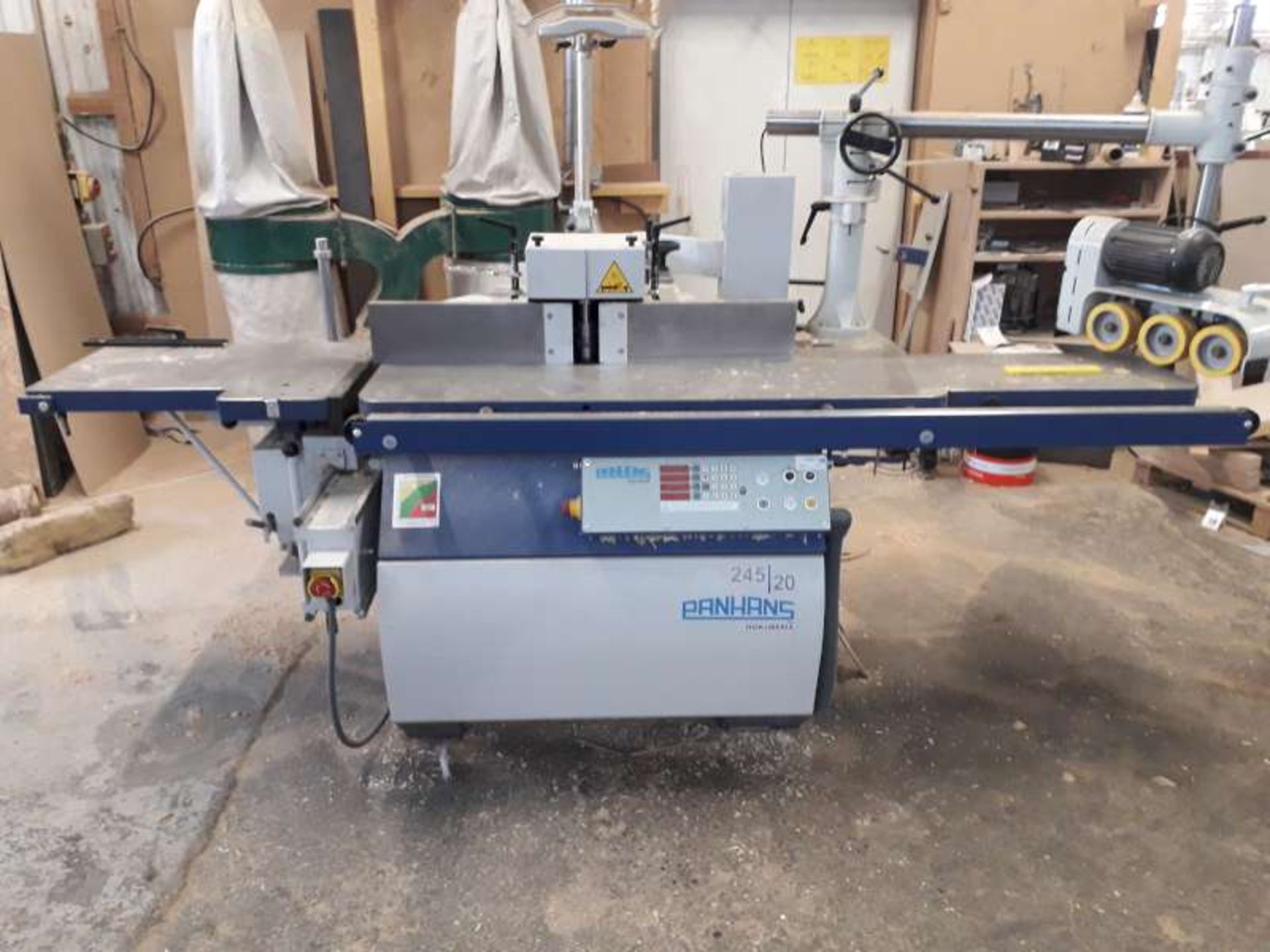 PENHAMS SPINDLE MOULDER 245/20, Y.O.M.2016,400V,FITTED WITH WEGOMA VARIOMATIC 3N POWER FEED,400V