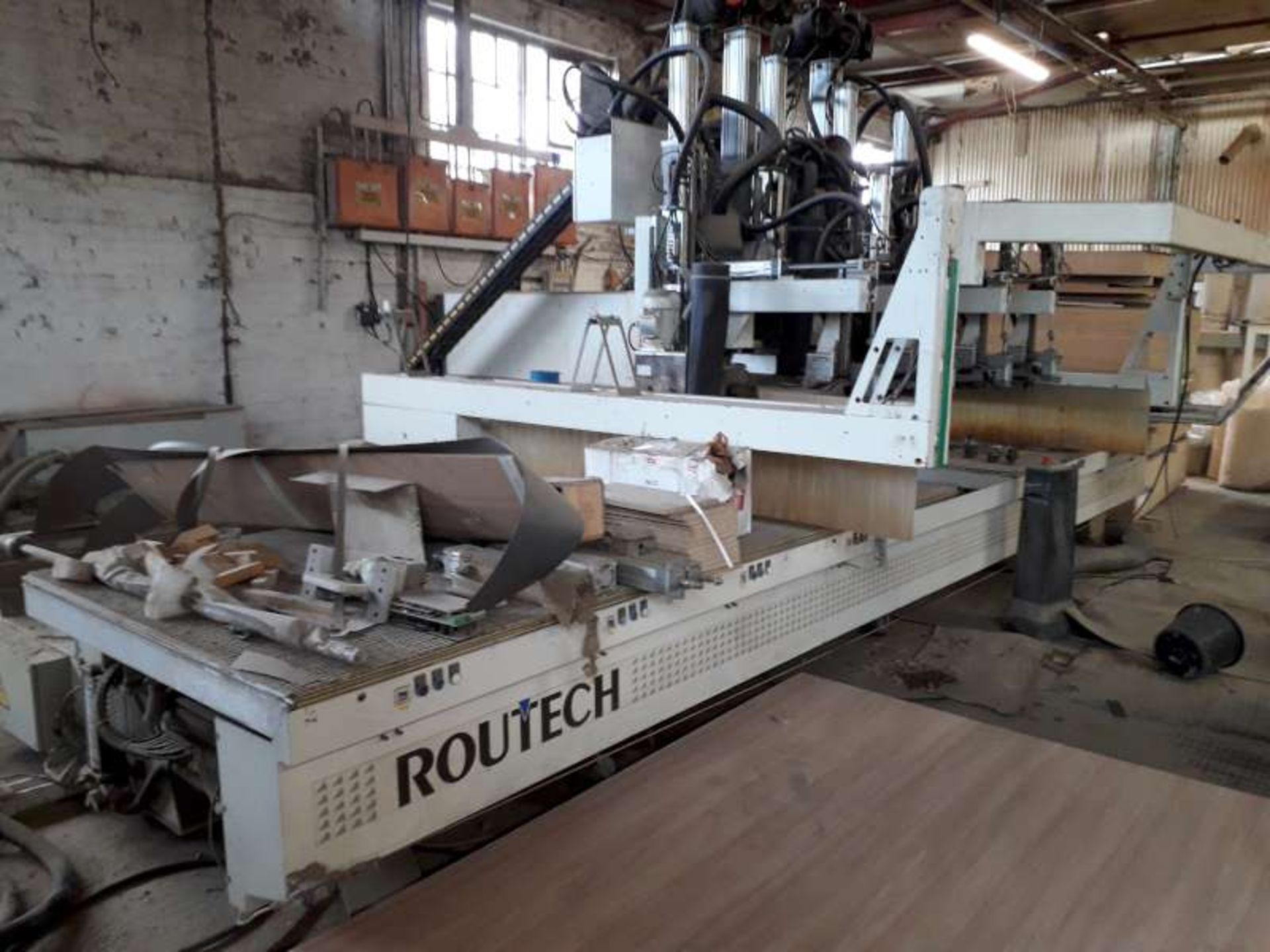 CTC ROUTECH R200XM SUPER,Y.O.M 2004,SERIAL NO 3-281K200 XMR200,XMS (8 HEAD) PLUS CONTROL PANEL AND - Image 2 of 5