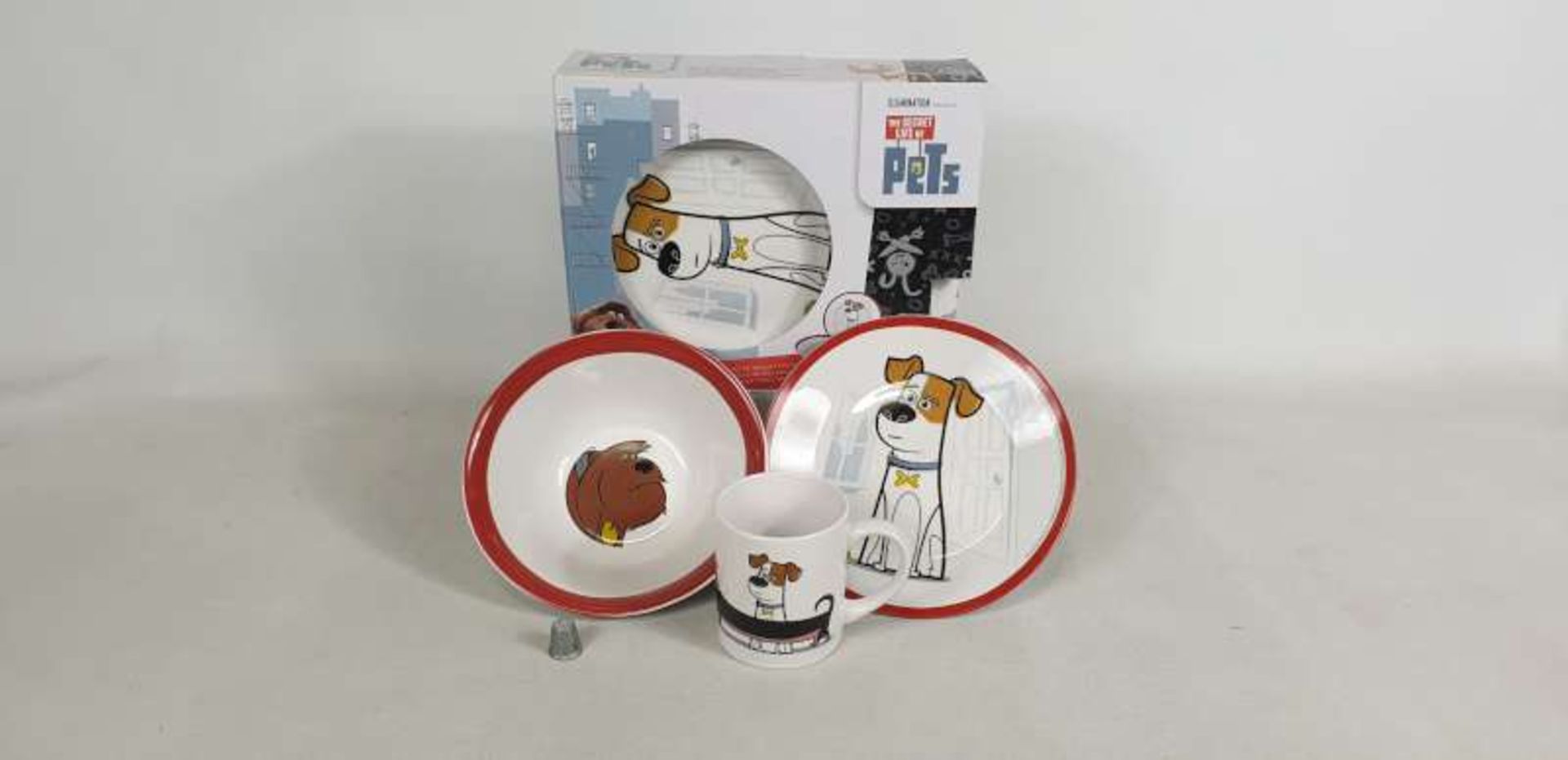 36 X BRAND NEW BOXED THE SECRET LIFE OF PETS 3 PIECE DINNERWARE SETS, EACH SET CONTAINS CUP /
