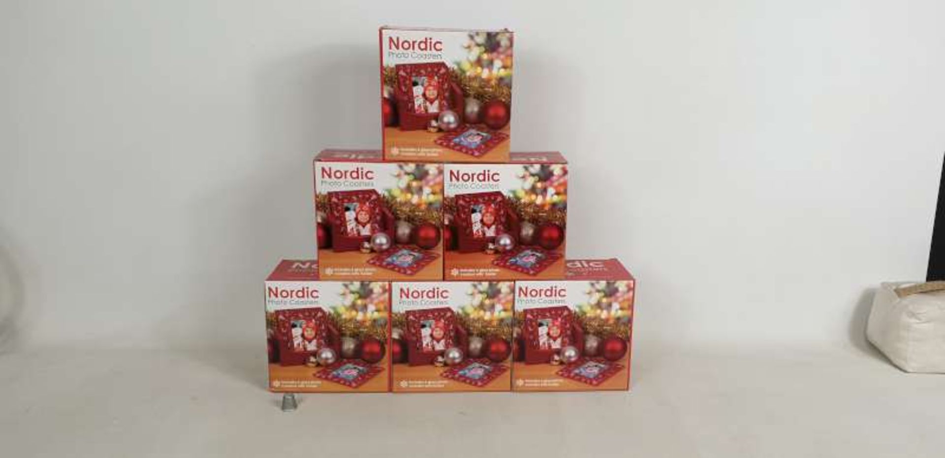 80 X SETS OF 6 NORDIC CHRISTMAS PHOTO COASTERS IN 5 BOXES