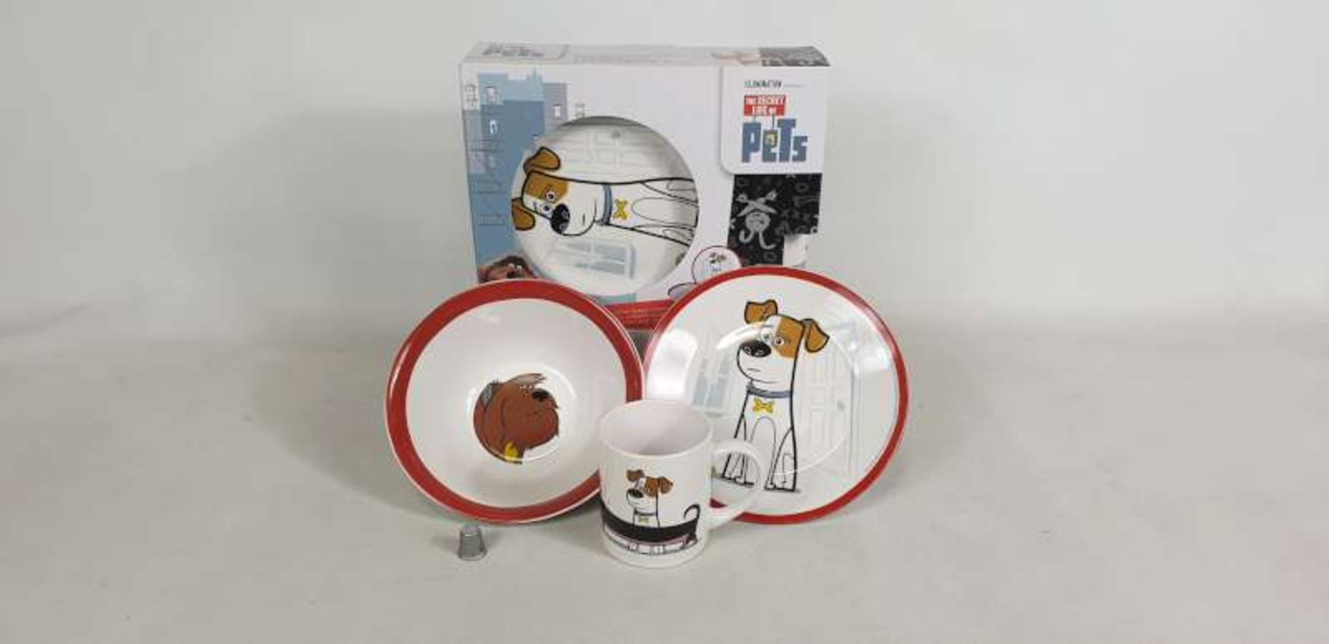 36 X BRAND NEW BOXED THE SECRET LIFE OF PETS 3 PIECE DINNERWARE SETS, EACH SET CONTAINS CUP /