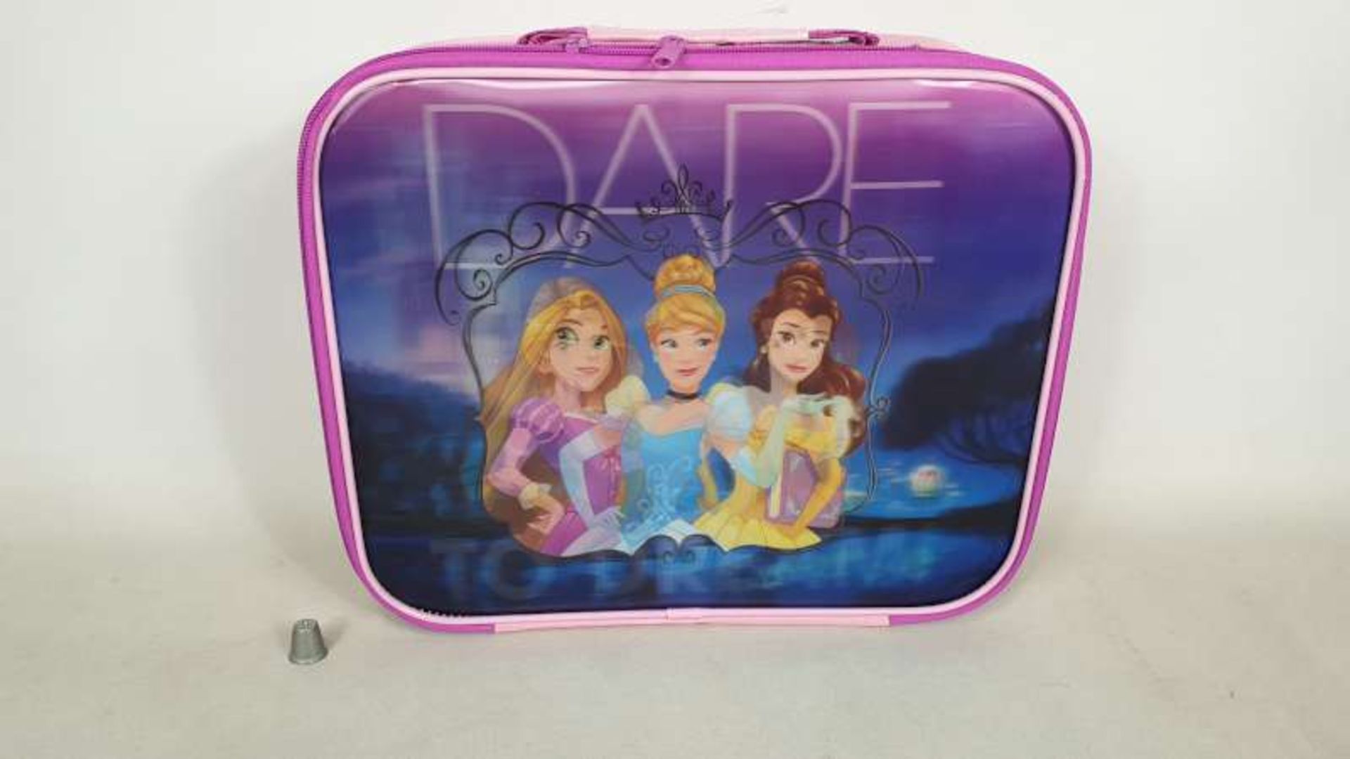 32 X BRAND NEW DISNEY PRINCESS LENTICULAR SUITCASES IN 4 BOXES