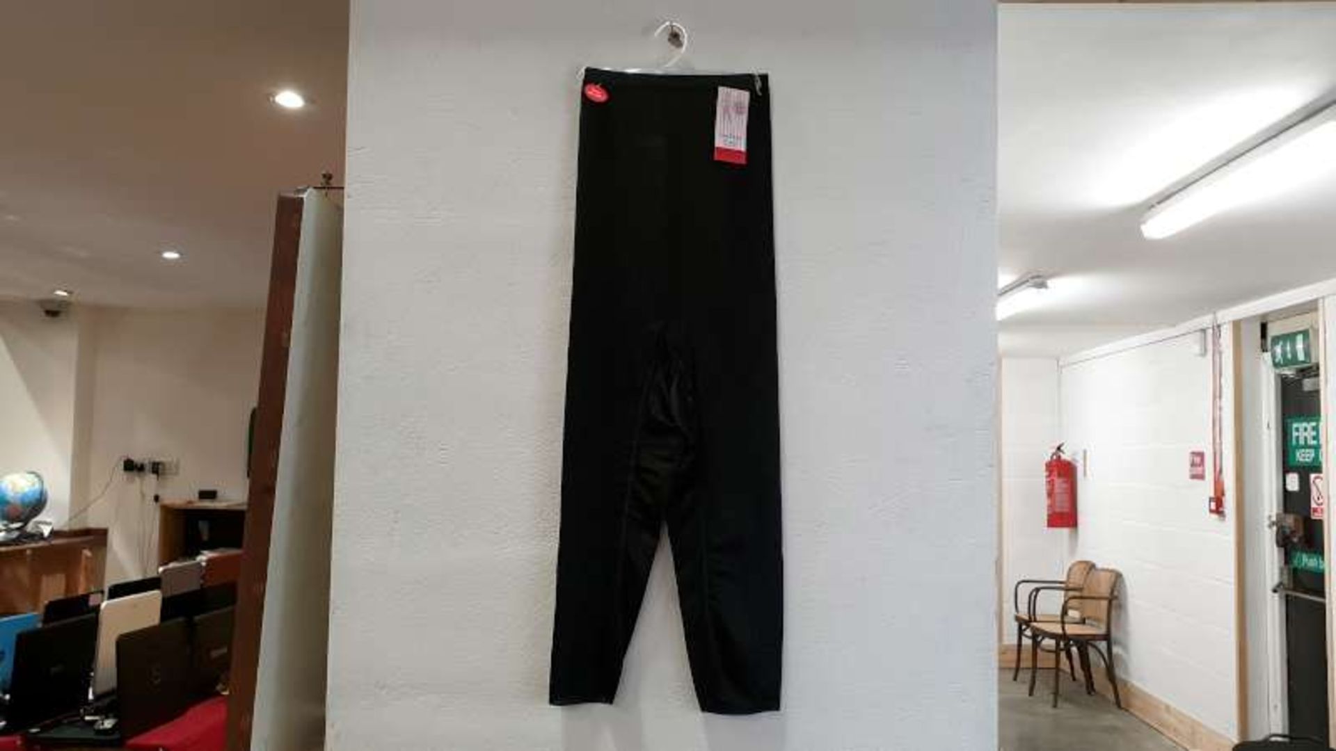 10 X BRAND NEW SPANX SKINNY BRITCHES BLACK HIGH WAISTED CAPRI LEGGINGS SIZE XL RRP £500