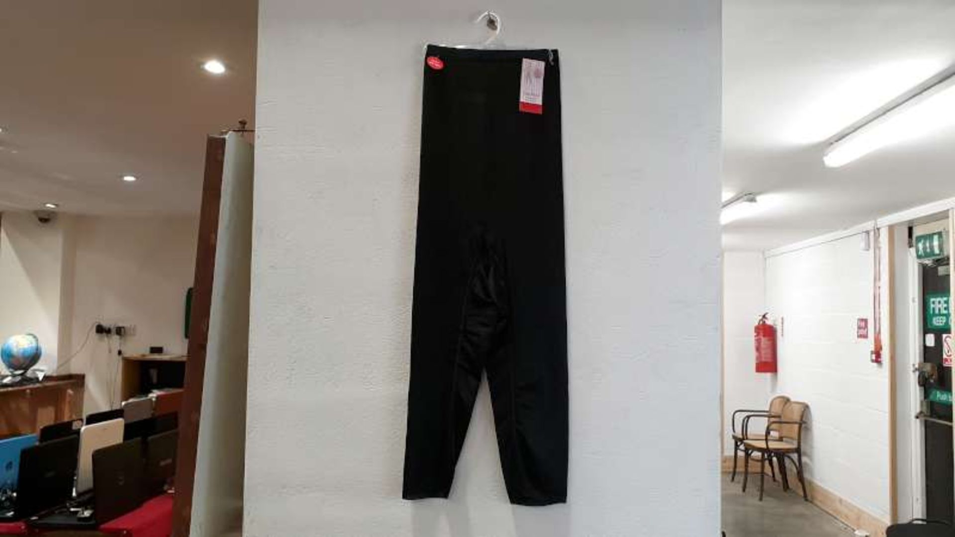 10 X BRAND NEW SPANX SKINNY BRITCHES BLACK HIGH WAISTED CAPRI LEGGINGS SIZE XL RRP £500