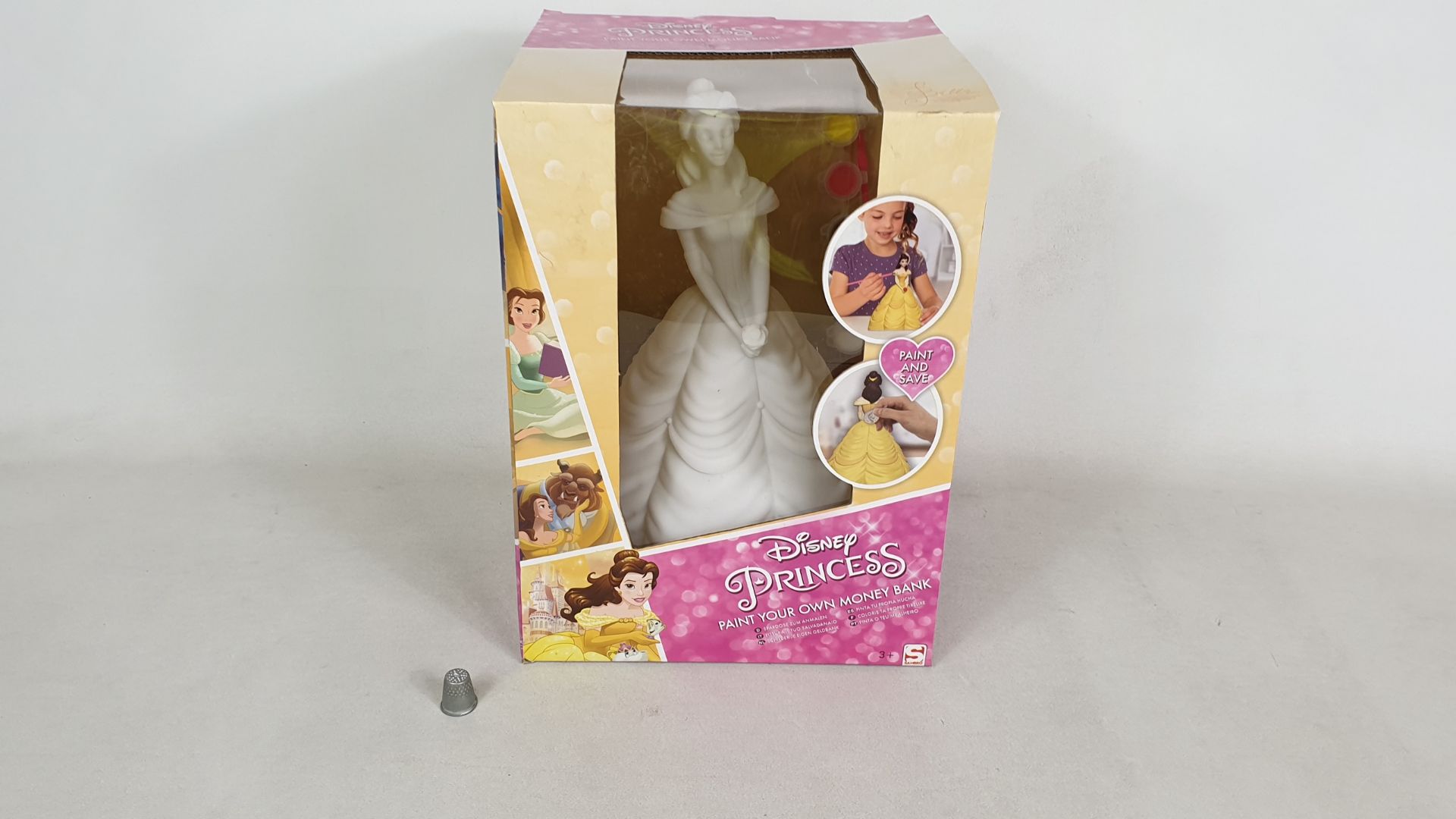 30 X BRAND NEW DISNEY PRINCESS PAINT YOUR OWN MONEY BOXES IN 15 BOXES