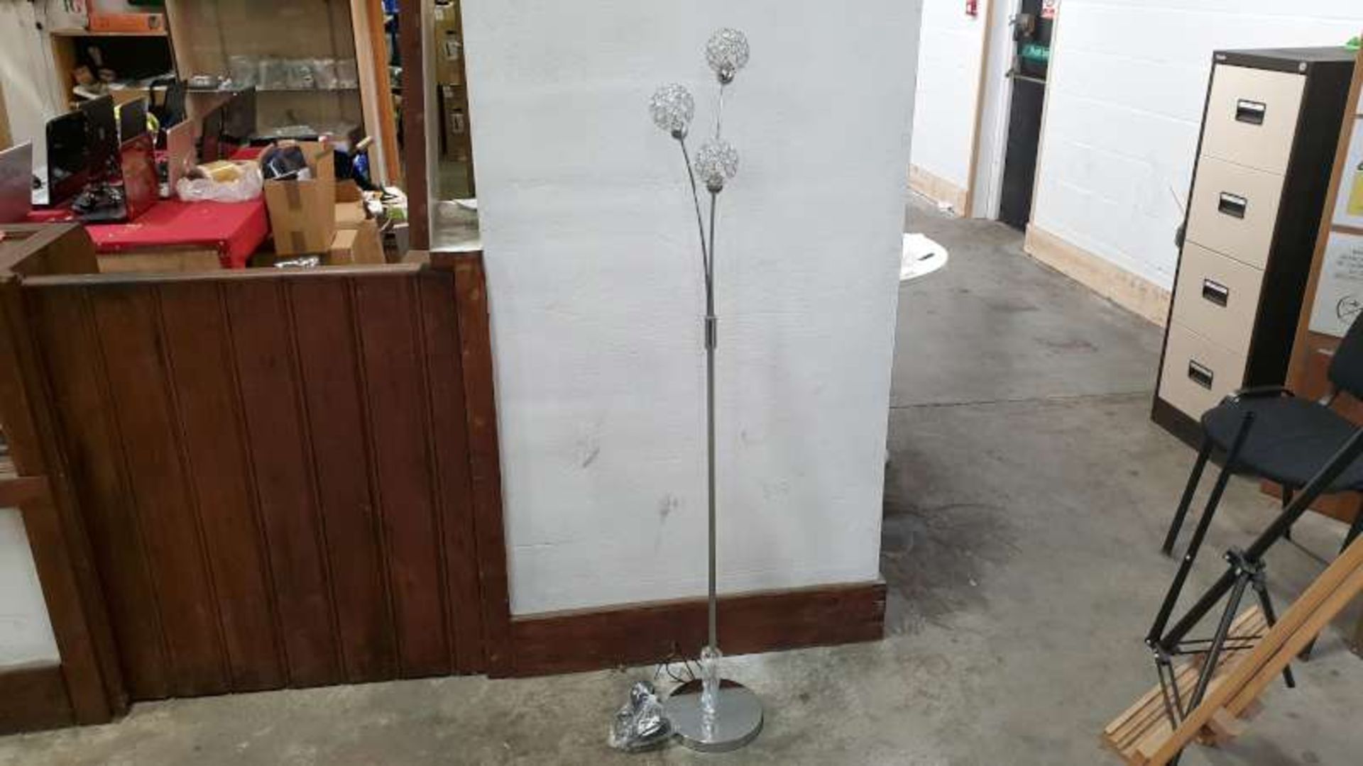 5 X BRAND NEW BOXED DUCY 3 WAY CHROME FLOOR LAMPS
