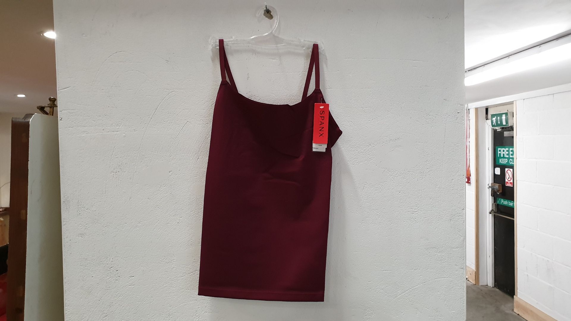 7 X BRAND NEW SPANX RICH GARMENT IN AND OUT CAMI TOPS SIZE MEDIUM RRP £476