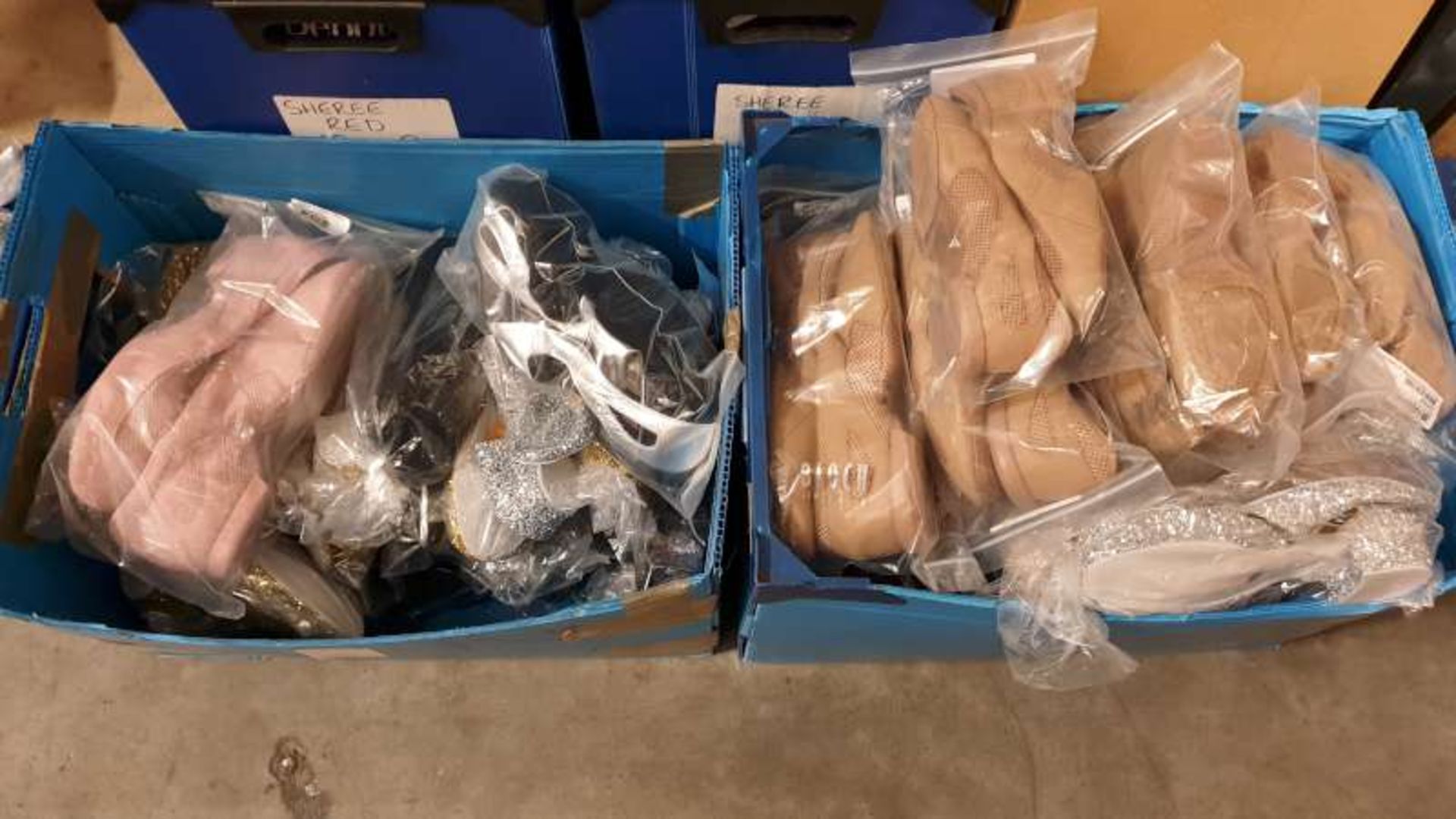 50 X BRAND NEW DANCE SHOES/PUMPS IN VARIOUS STYLES AND SIZES IN 2 BOXES