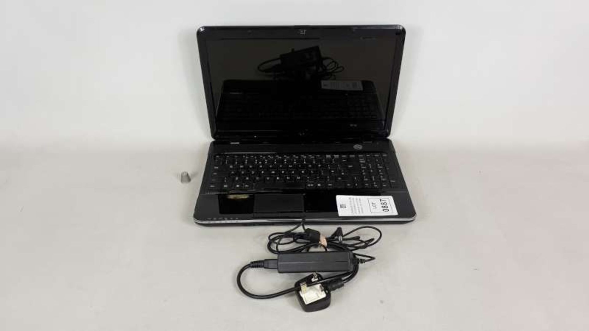 FUJITSU LAPTOP WITH CHARGER