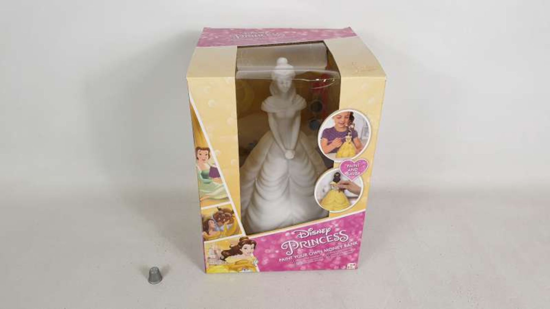 16 X BRAND NEW BOXED DISNEY PRINCESS PAINT YOUR OWN BELLE MONEY BOX IN 8 BOXES