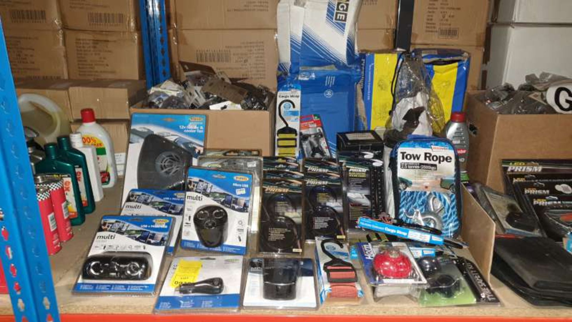 LOT CONTAINING MULTI SOCKETS, TOW ROPES, LED PRISM HEADLAMPS, COOLER FANS, ETC