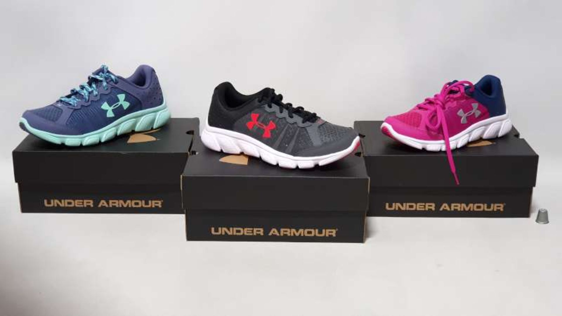10 X BRAND NEW BOXED UNDER ARMOUR CHILDRENS TRAINERS IN VARIOUS STYLES AND SIZES