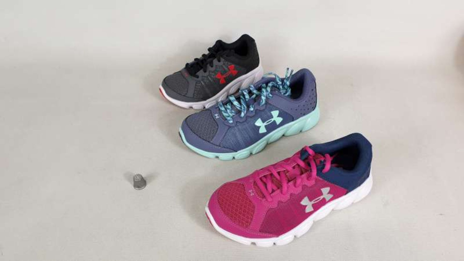 10 X BRAND NEW BOXED CHILDRENS UNDER ARMOUR TRAINERS IN VARIOUS STYLES SIZE 12.5