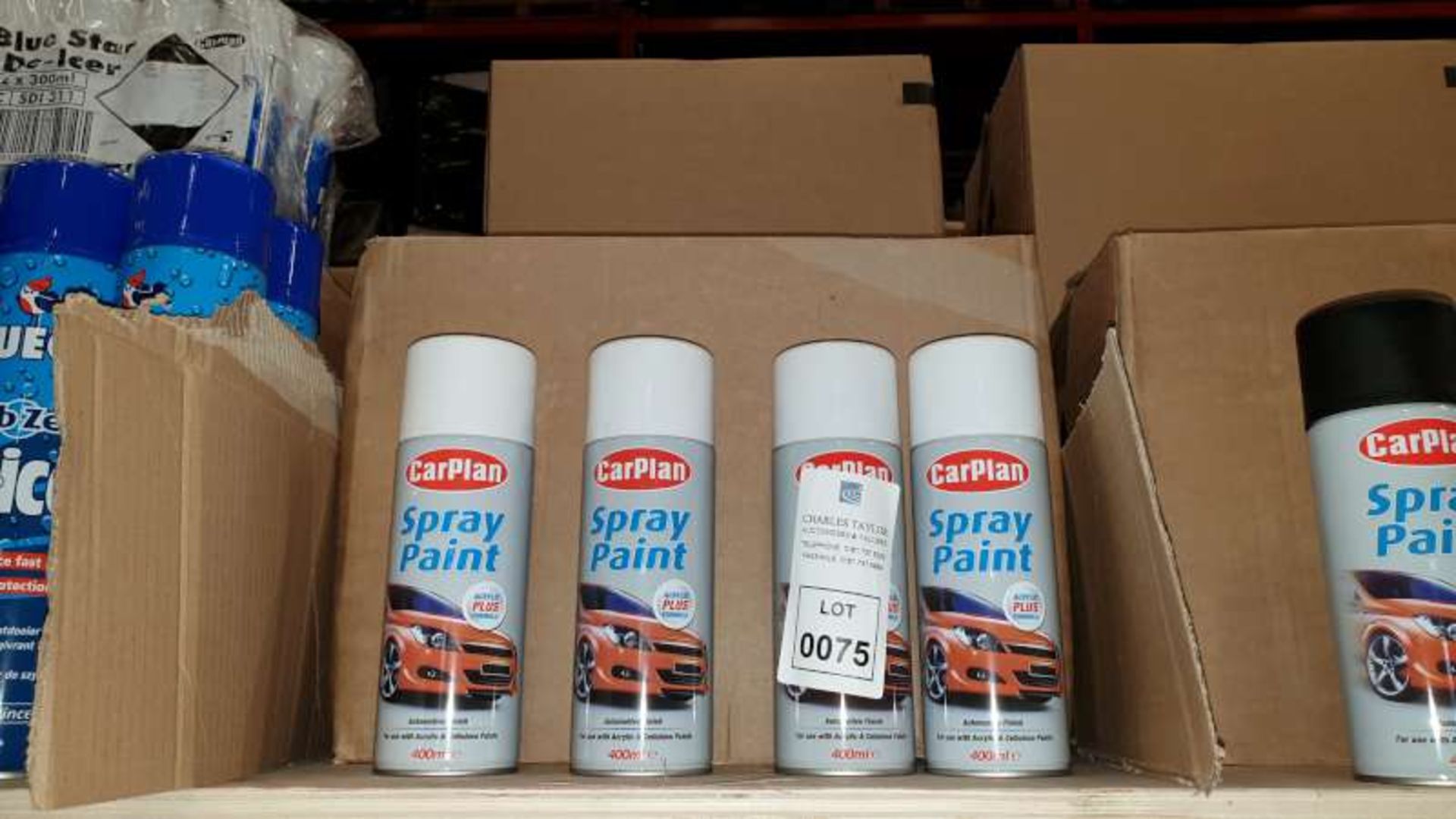 APPROX 150 X VARIOUS CARPLAN SPRAY PAINTS IN 5 BOXES