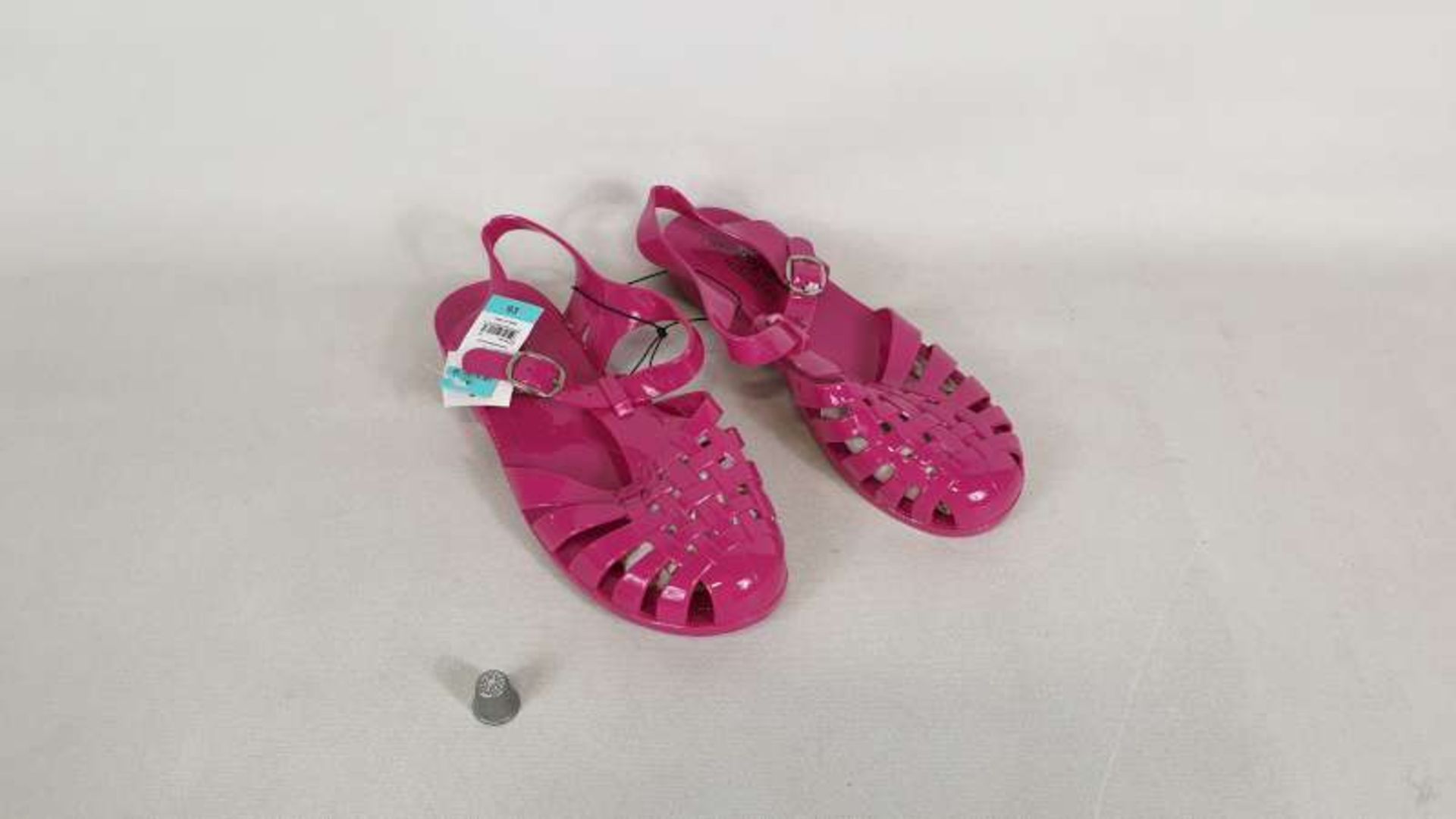 APPROX 80 X BRAND NEW PINK JELLY SANDALS IN 2 BOXES