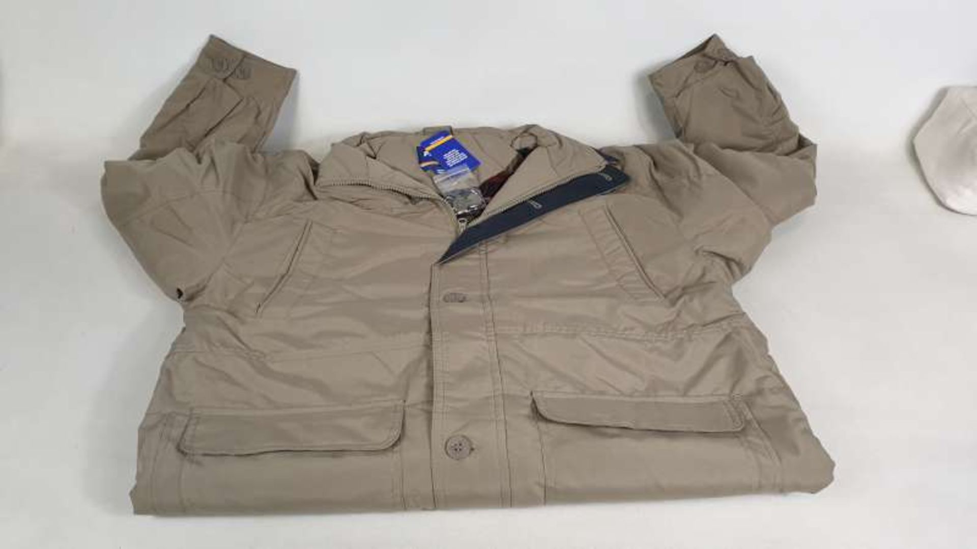 18 X BRAND NEW PREMIER MAN KHAKI JACKETS