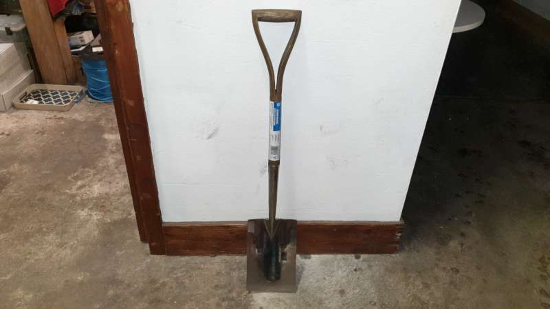 6 X BRAND NEW SILVERLINE POLISHED ASH HANDLE STAINLESS STEEL GARDENING SPADE 1000MM