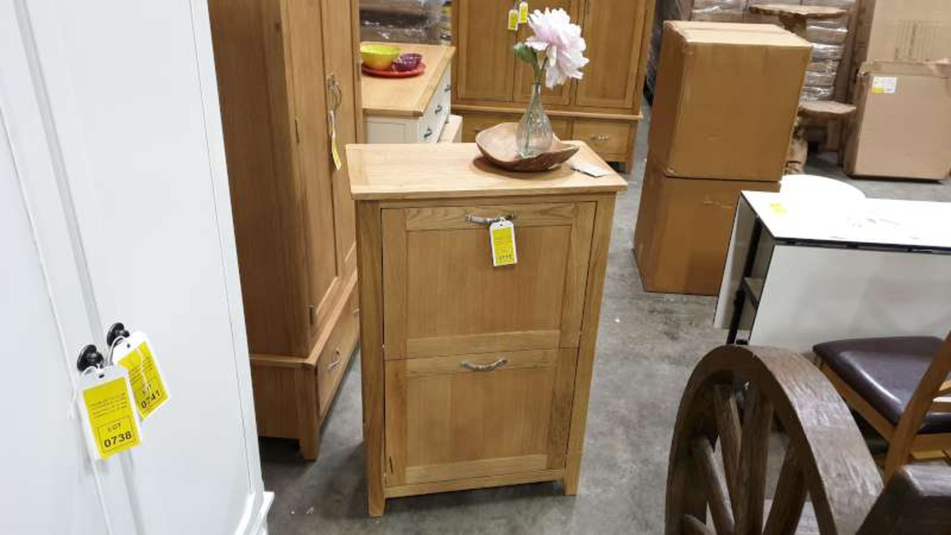 BRAND NEW OAK AND OAK VENEER SHOE STORAGE CUPBOARD