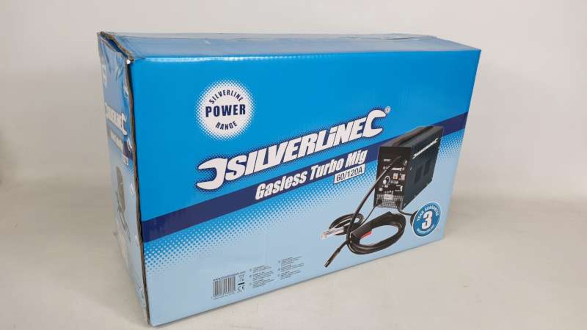 BRAND NEW BOXED SILVERLINE GASLESS TURBO MIG WELDER 60/120A WITH 3 YEARS MANUFACTURERS GUARANTEE