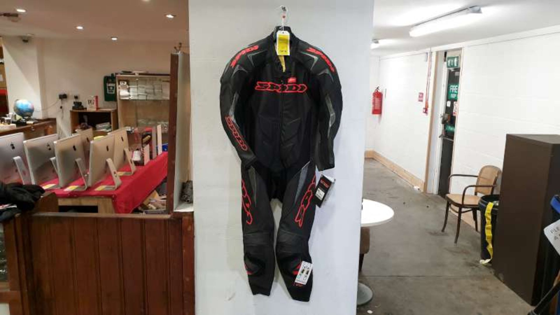 SPIDI IT SUPERSPORT WIND PROSUIT BLACK/RED SIZE 48 RRP £790.99