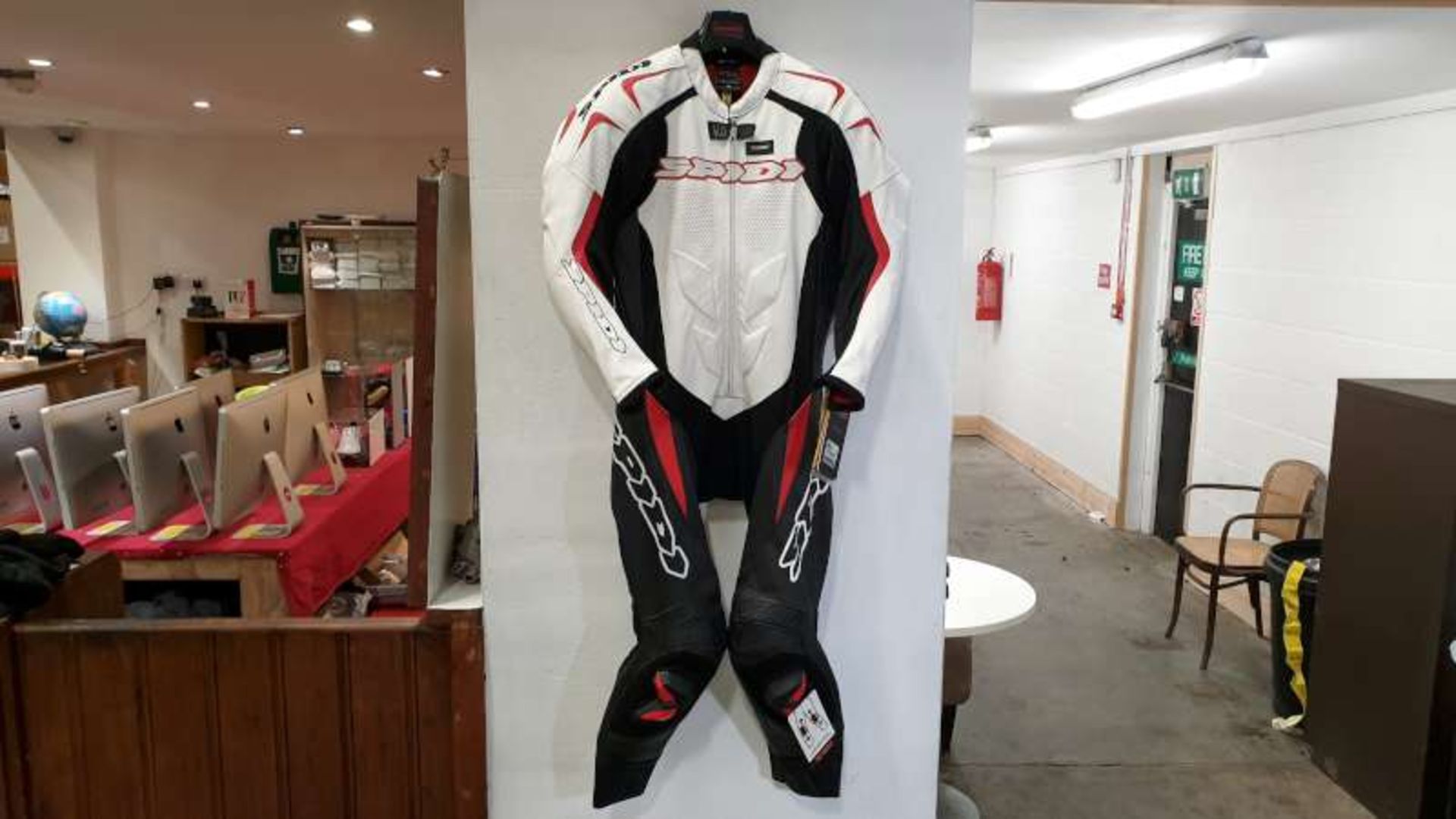 SPIDI GB SUPERSPORT WIND PRO SUIT BLACK/WHITE/RED SIZE 40 RRP £729.99