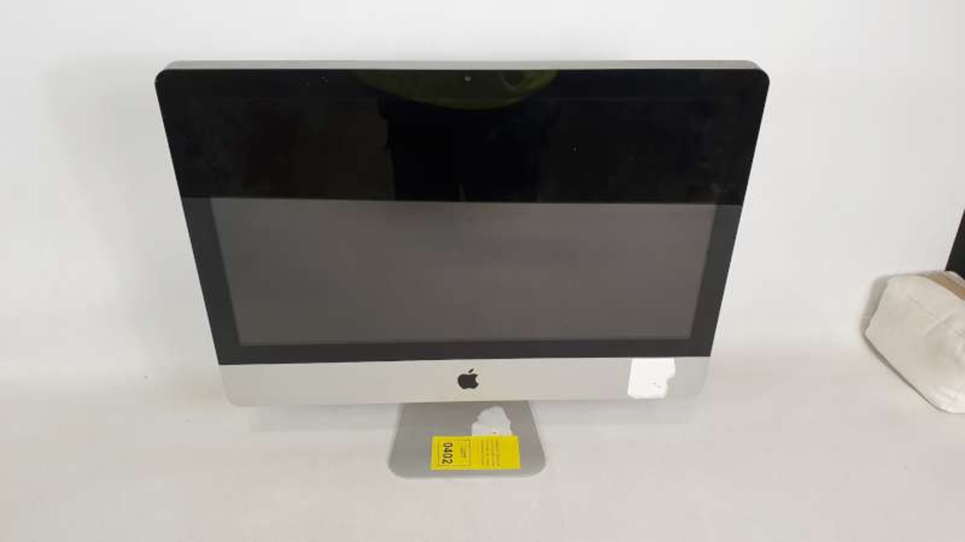 IMAC 12.1 i5 2.7 GHZ HARD DRIVE 1TB MEMORY 4GB SERIAL NO. D25HN16TDHJT 3 MONTHS WARRANTY