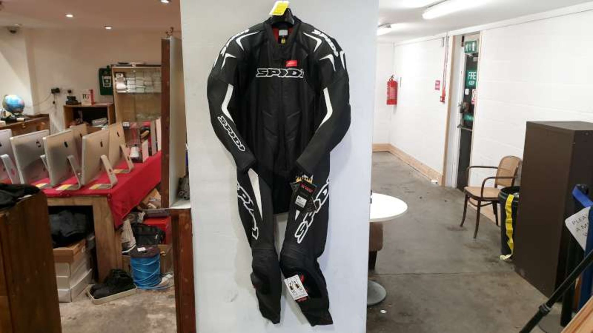 SPIDI GB SUPERSPORT WIND PRO SUIT BLACK/WHITE SIZE 48 RRP £729.99