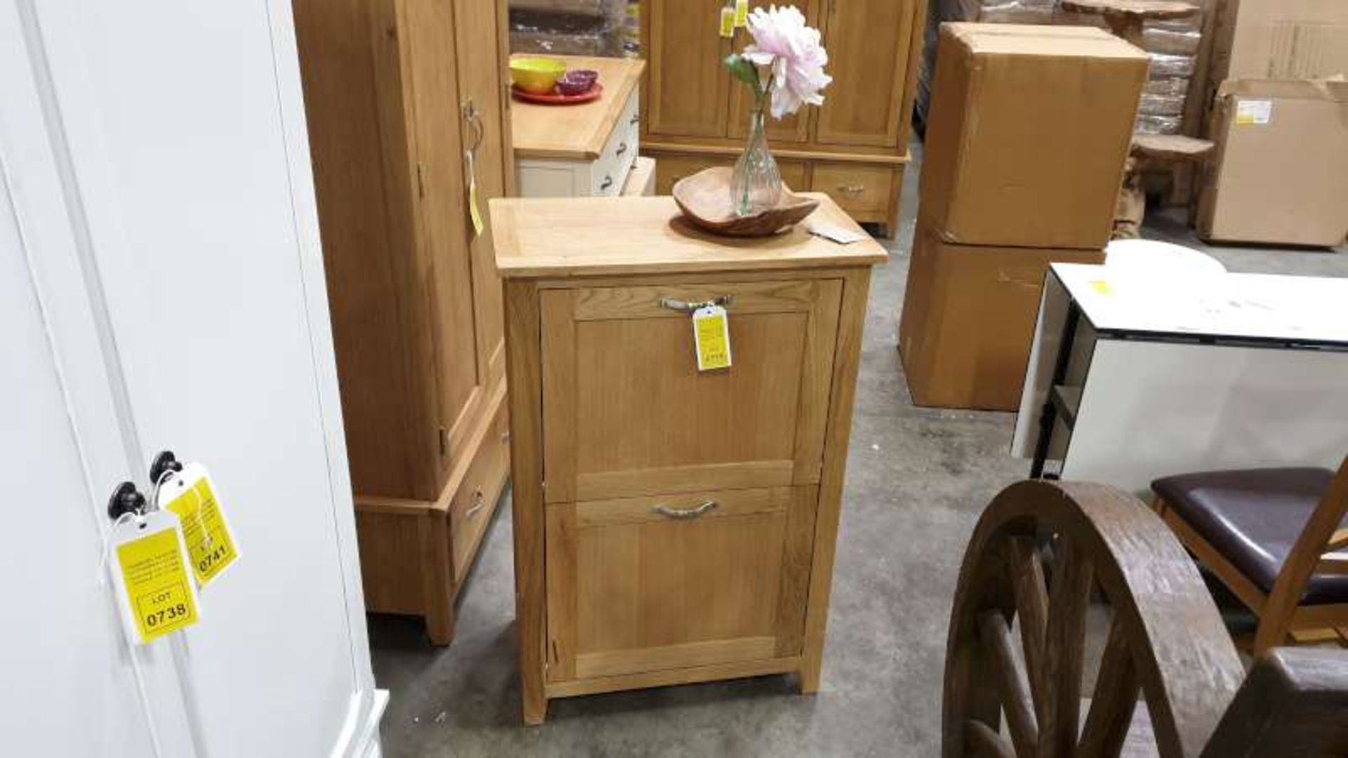 BRAND NEW OAK AND OAK VENEER SHOE STORAGE CUPBOARD