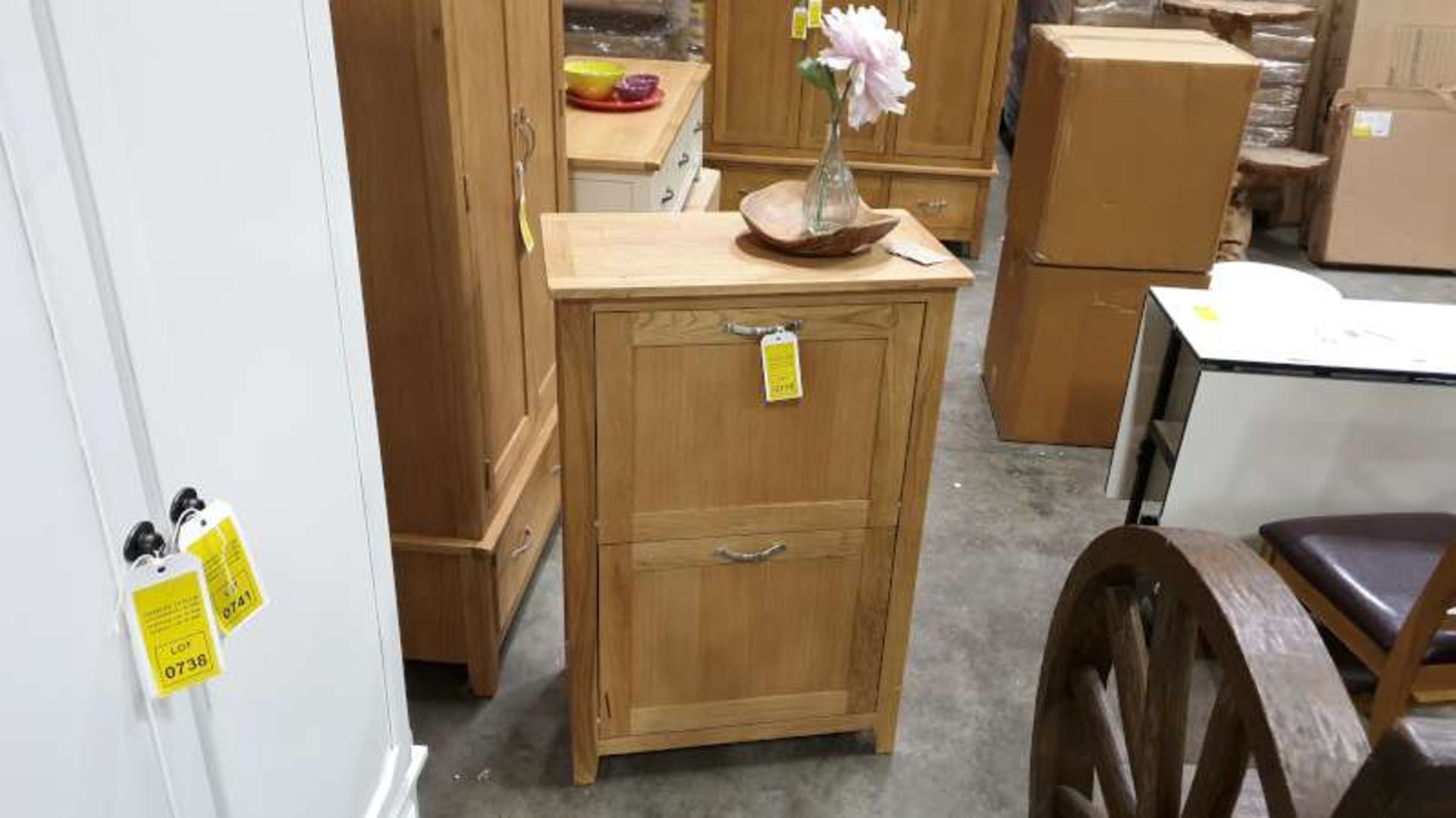 BRAND NEW OAK AND OAK VENEER SHOE STORAGE CUPBOARD