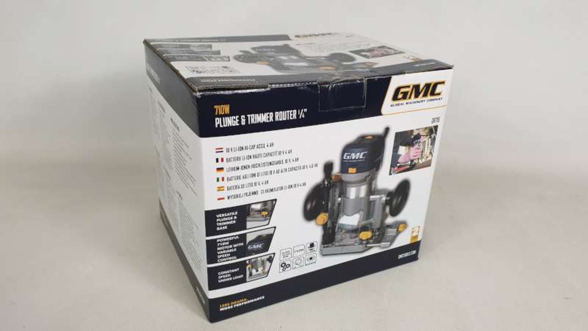 BRAND NEW BOXED GMC 710W 1/4" PLUNGE AND TRIMMER ROUTER WITH 2 YEAR MANUFACTURERS GUARANTEE