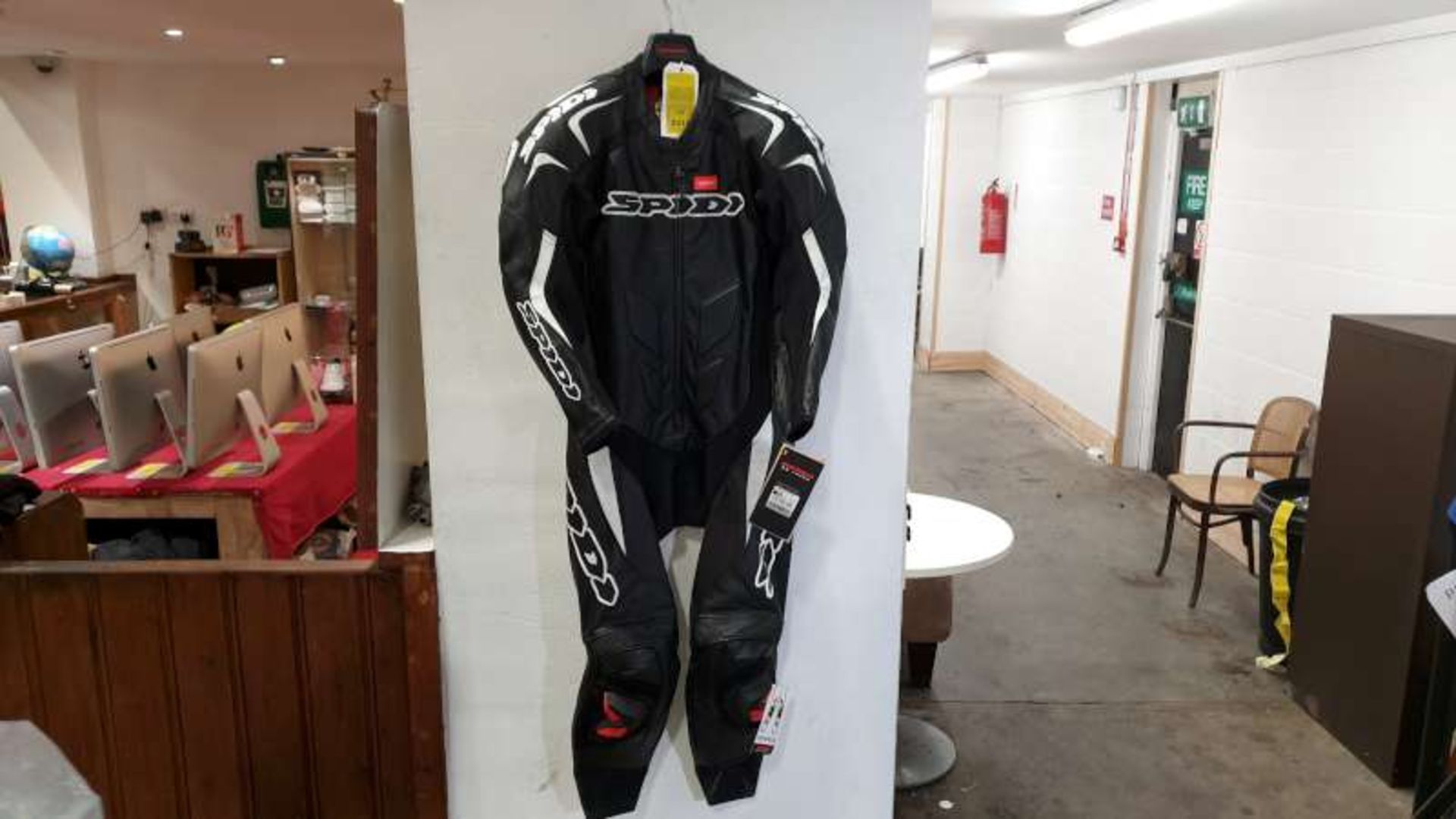 SPIDI GB SUPERSPORT WIND PRO SUIT BLACK/WHITE SIZE 40 RRP £729.99