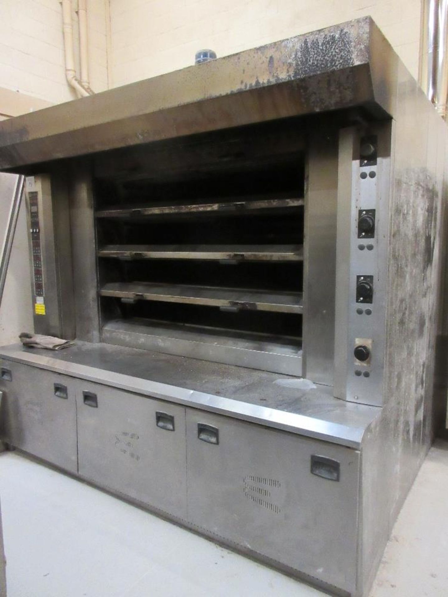 Europa Leonardo FR New 4210 gas fired stainless steel four deck commercial bakery oven, 254cm (w) - Image 2 of 2