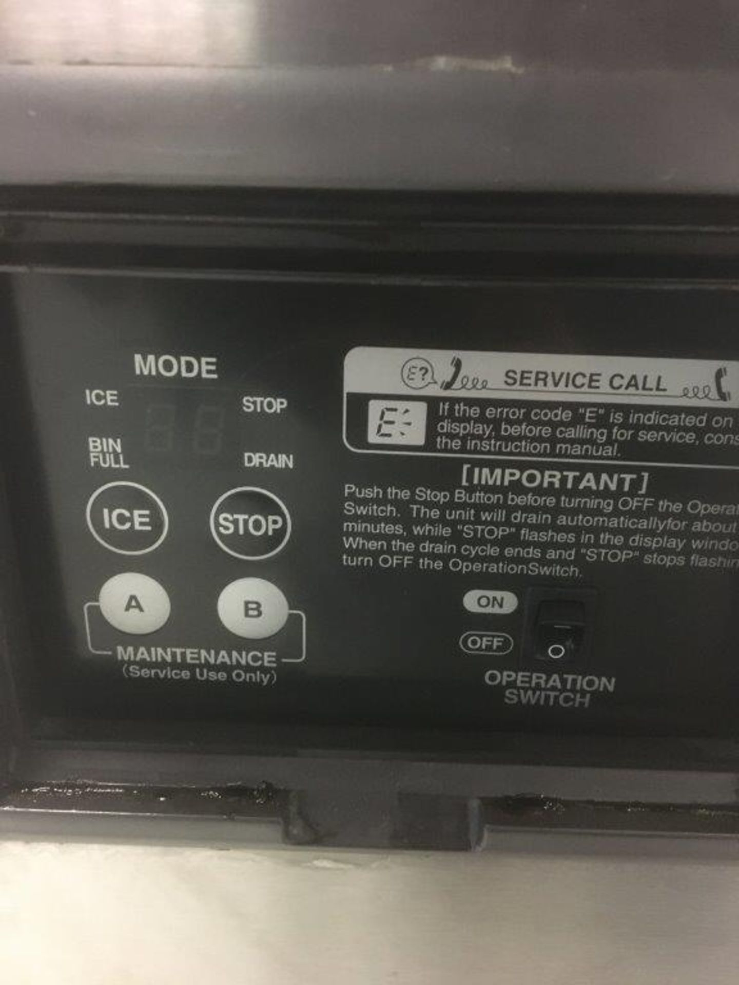 Hoshizaki ice maker, Model FM-150KE-50, Serial Number EO1572 - Image 2 of 4