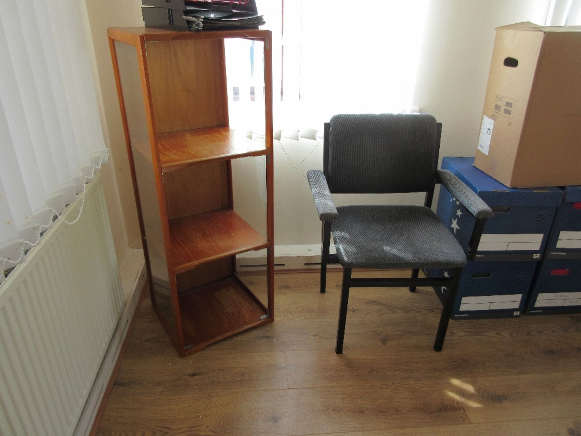 Contents of Quiet Room to include: 2 desks, 2 office chairs, 3 printers, 3 armchairs, 2 four - Image 8 of 14