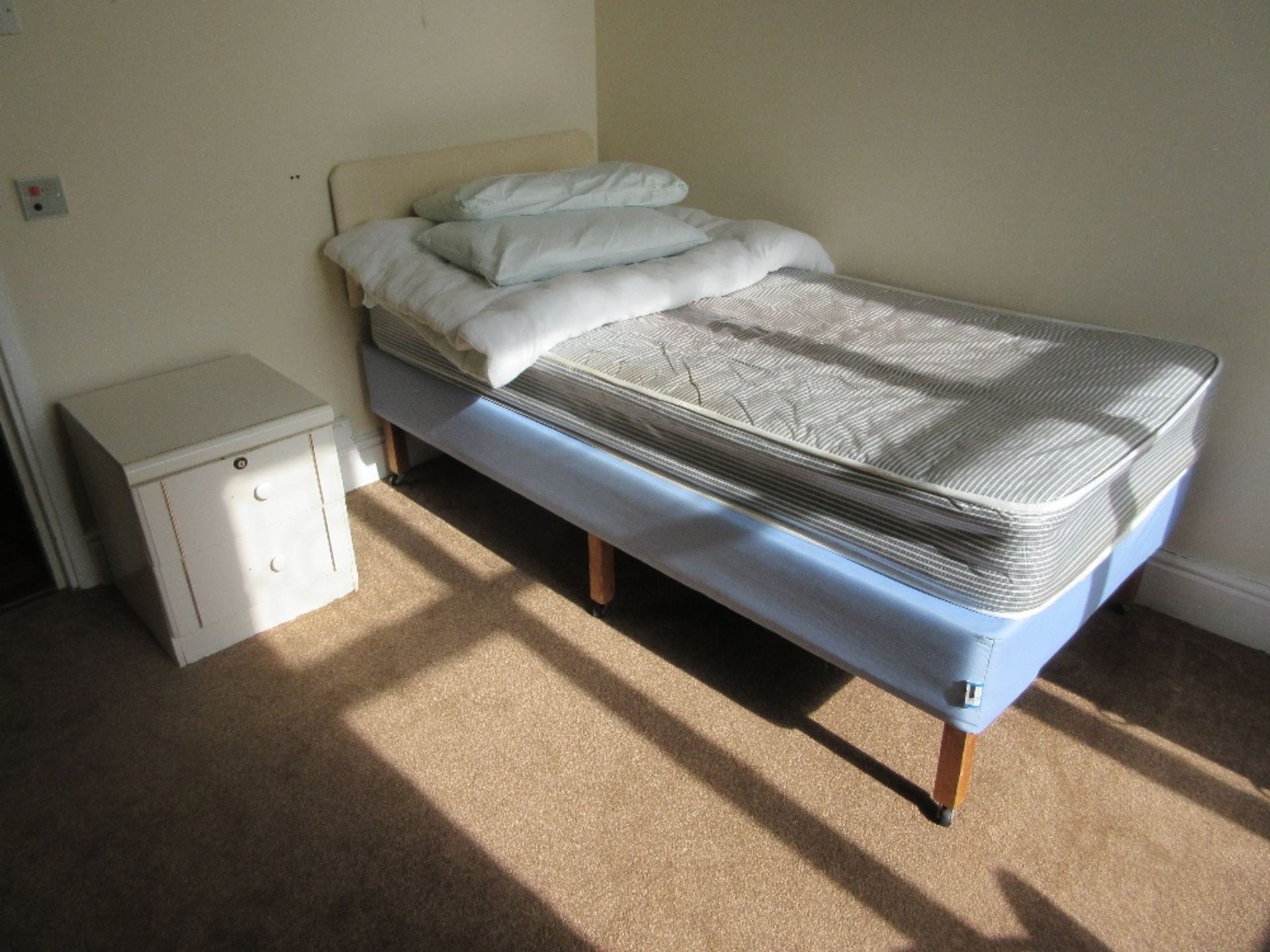 Contents of Room 14 to include divan bed and mattress, bedside drawers, three drawer white