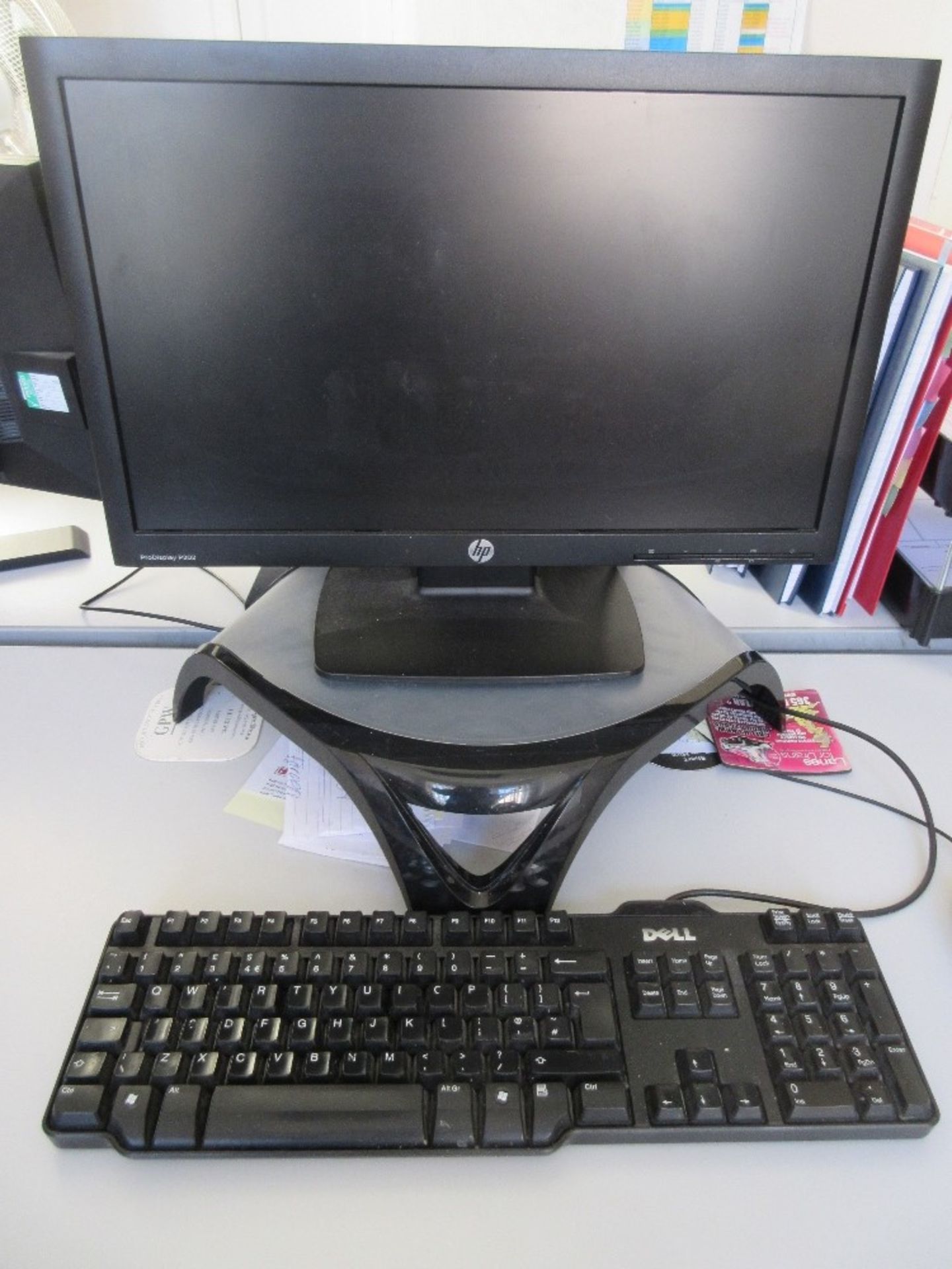 Dell Vostro mini tower PC with flat screen monitor, keyboard and mouse incorporating i3-2120 process - Image 2 of 2