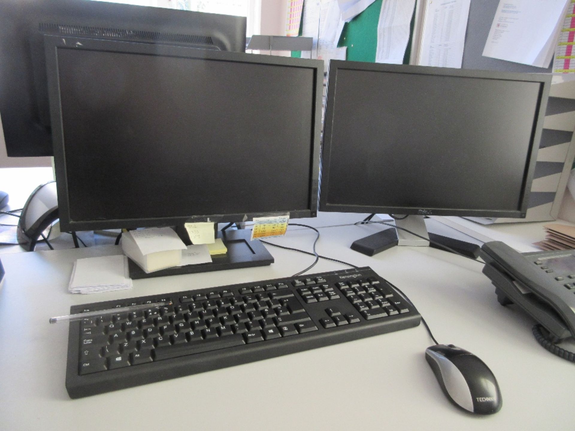 Dell OptiPlex 3070 mini tower PC with 2 flat screen monitors, keyboard and mouse incorporating i5-45 - Image 2 of 2