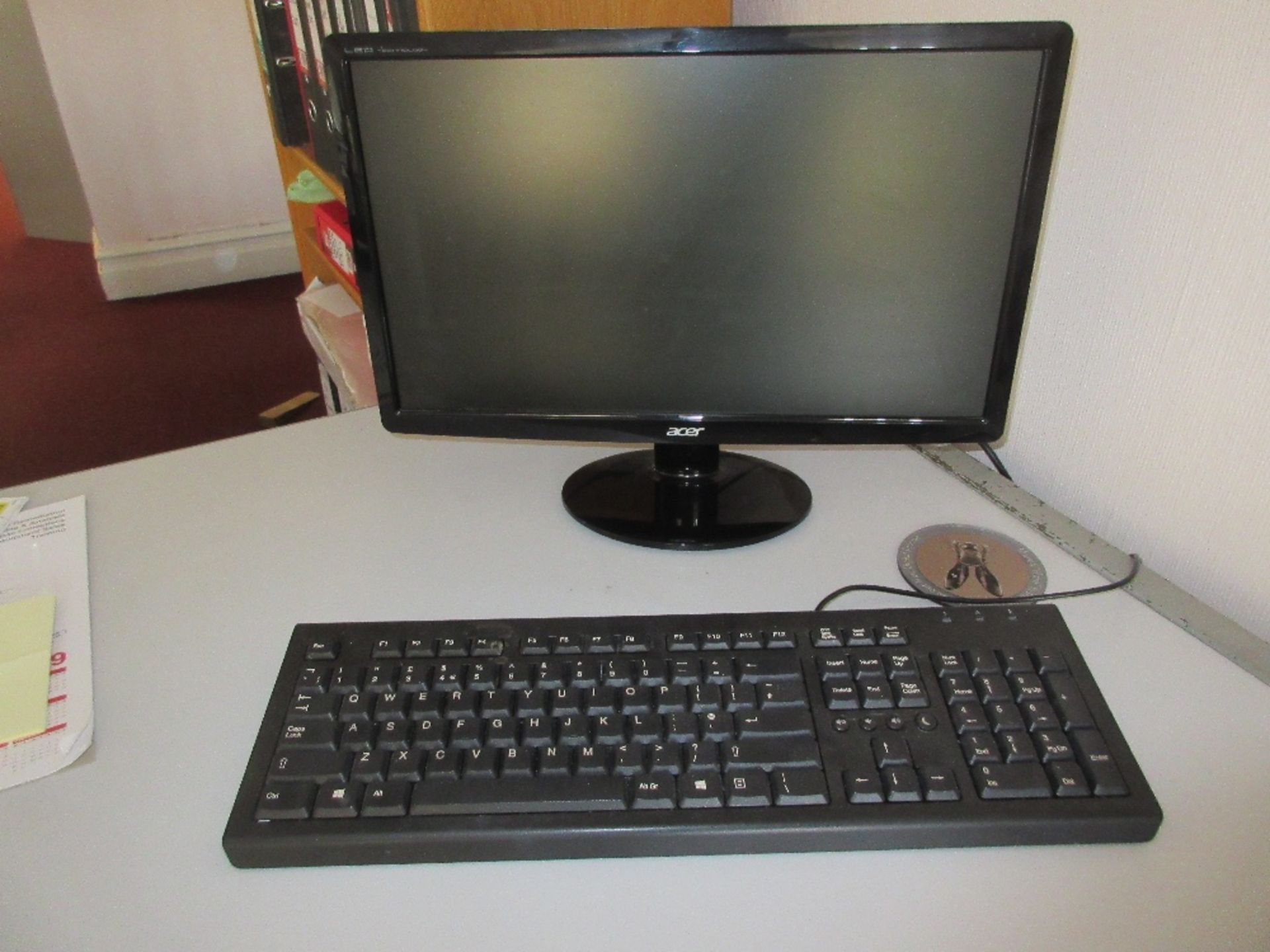 Dell Vostro mini tower PC with flat screen monitor, keyboard and mouse incorporating i5 - 3450 proce - Image 2 of 2