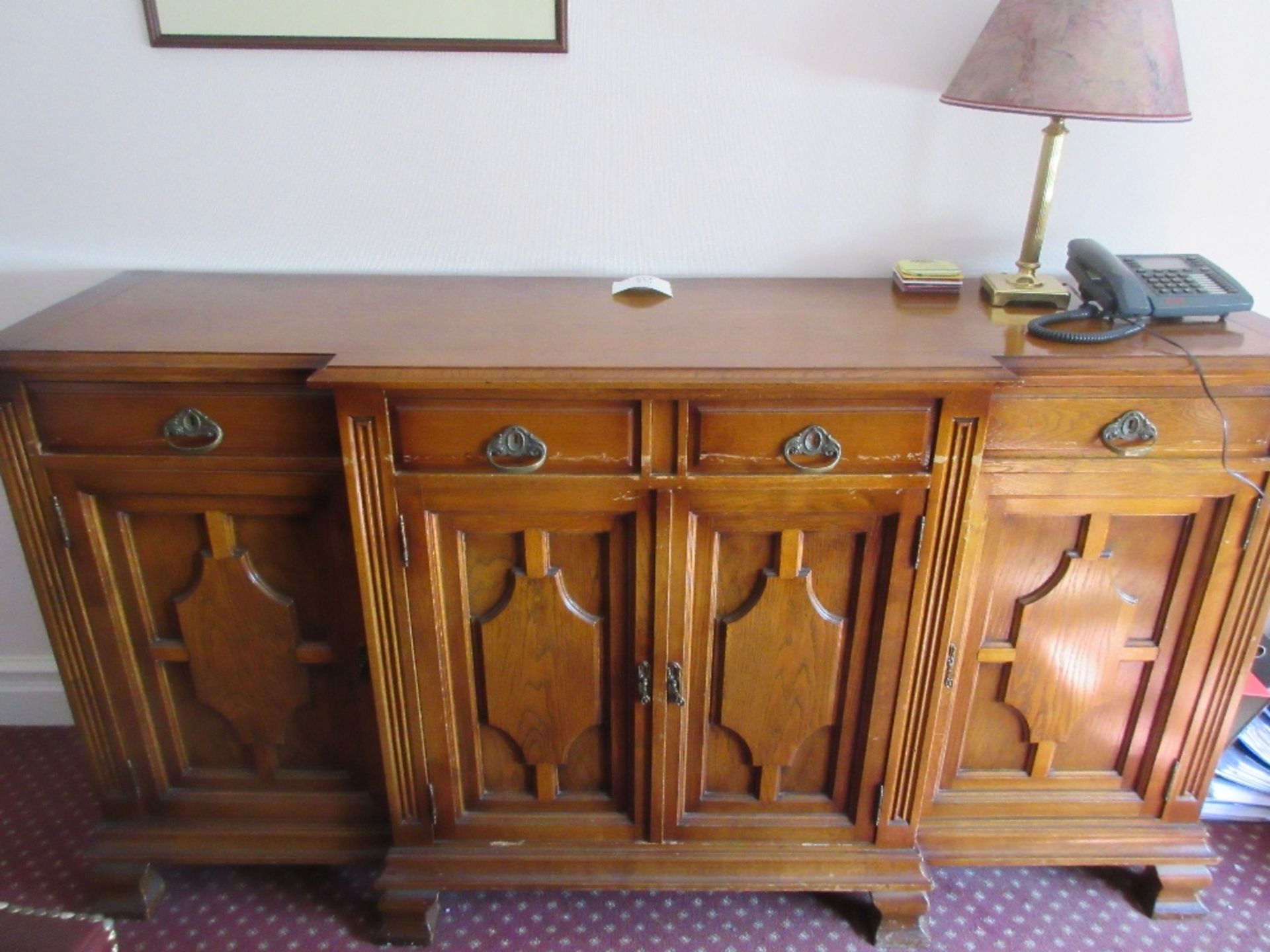 Oak sideboard incorporating four drawers over four cupboards - Image 3 of 3