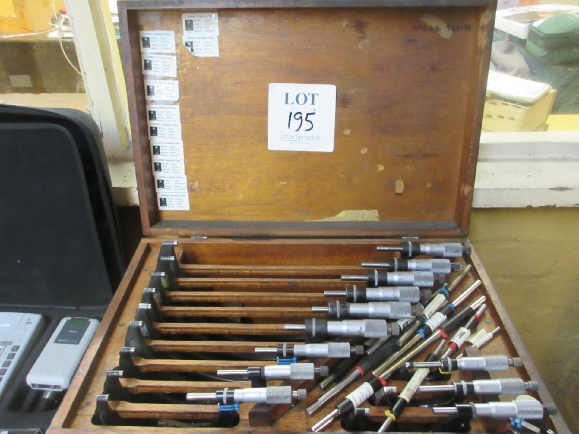 Box of 12 - inspection Metric micrometers 0 - 300mm with various setting rods