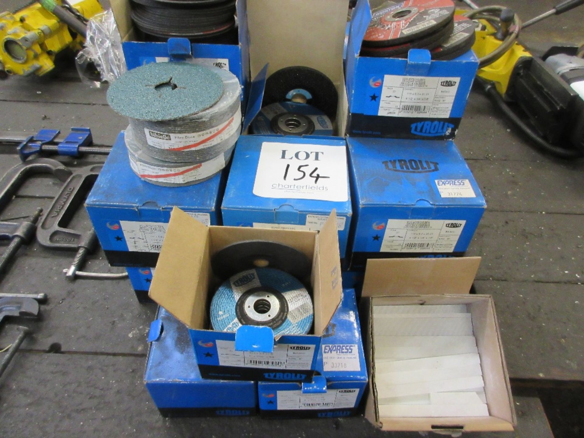 23 - boxes containing angle grinder disks